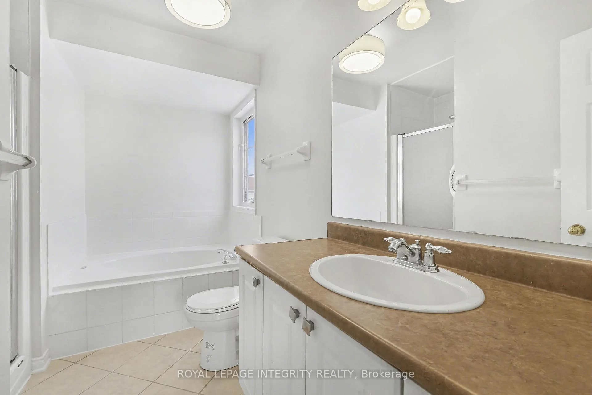 Photo 12 of 77 Daventry Crescent, Ottawa, Barrhaven - Longfields — HOMEH