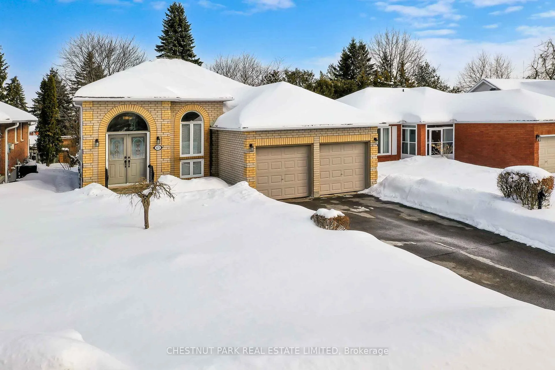 Photo 2 of 1470 Glenforest Crescent, Peterborough, Monaghan Ward 2 — HOMEH