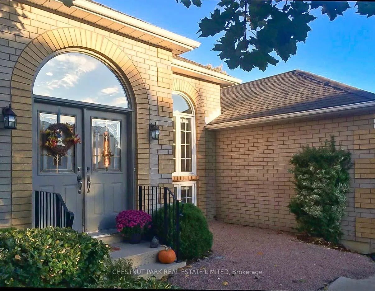 Photo 45 of 1470 Glenforest Crescent, Peterborough, Monaghan Ward 2 — HOMEH
