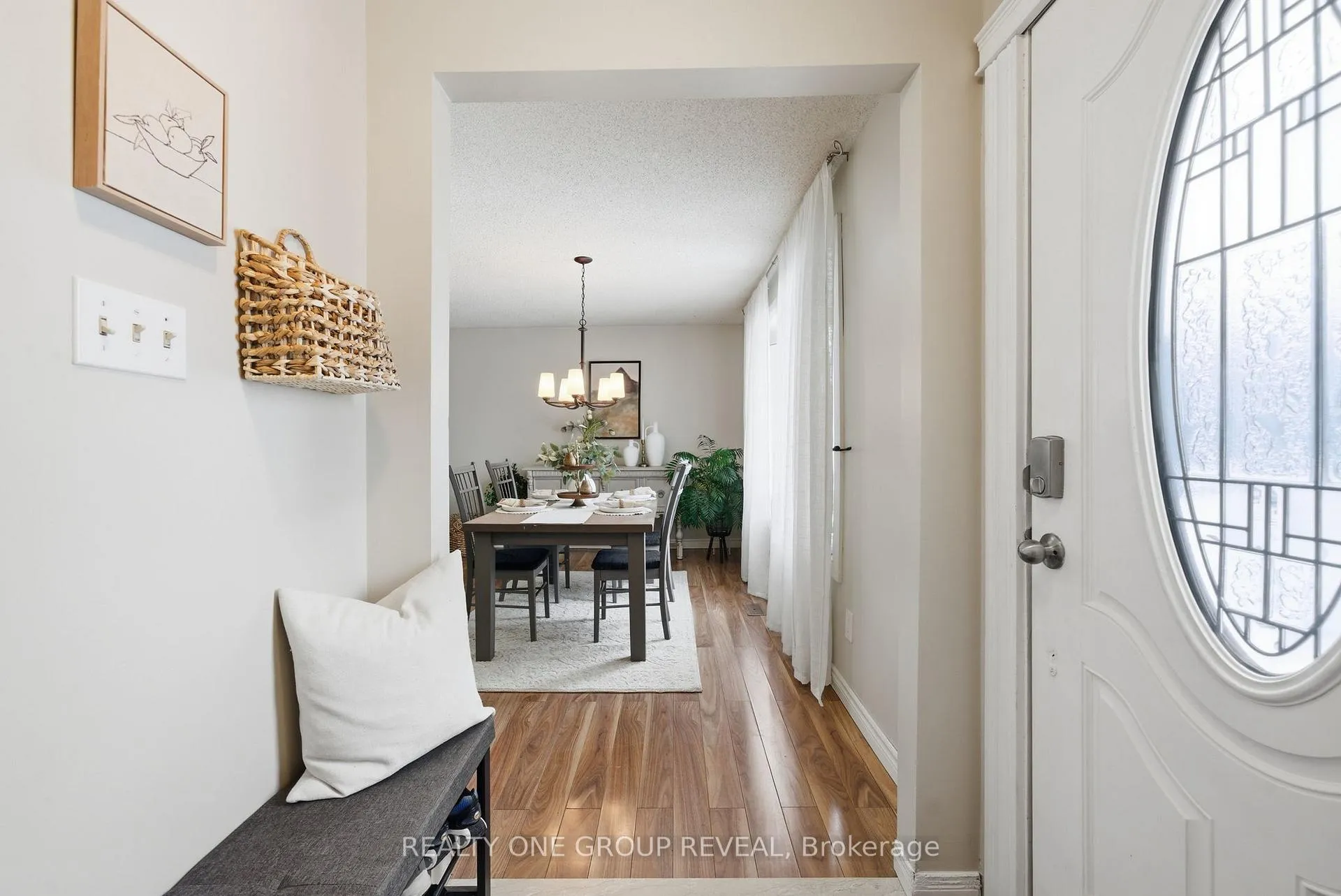 Photo 7 of 170 Seneca Avenue, Oshawa, Samac — HOMEH