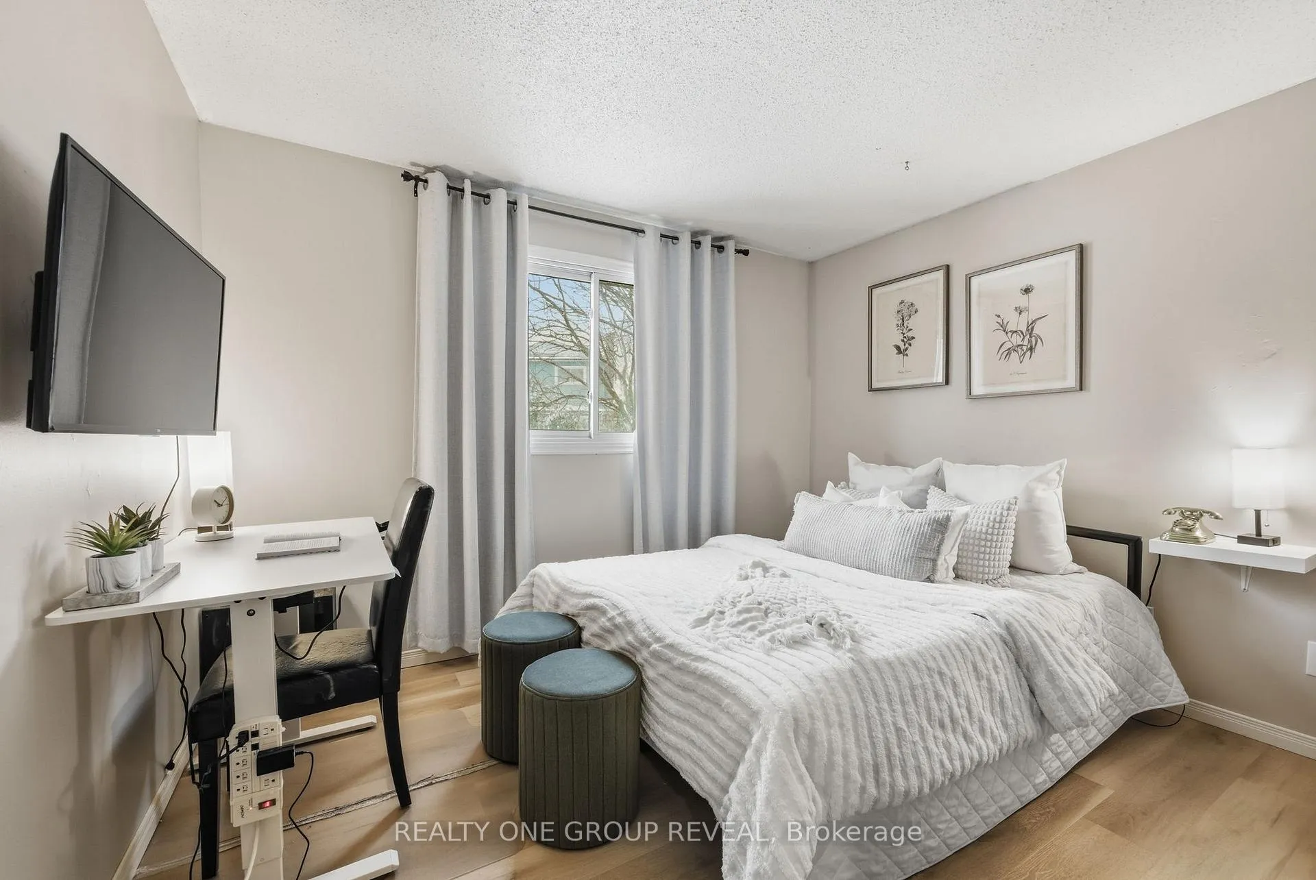 Photo 24 of 170 Seneca Avenue, Oshawa, Samac — HOMEH