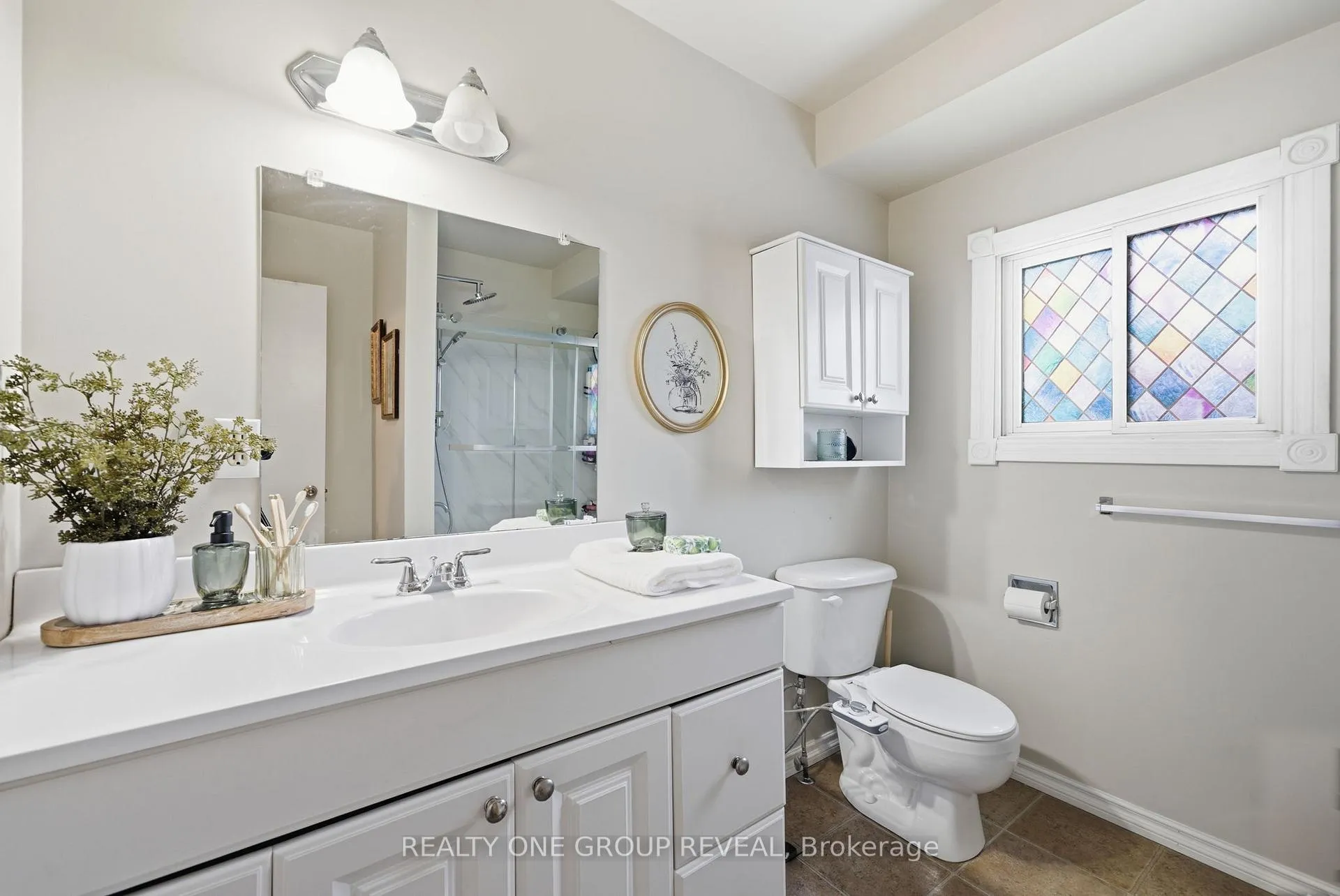 Photo 29 of 170 Seneca Avenue, Oshawa, Samac — HOMEH
