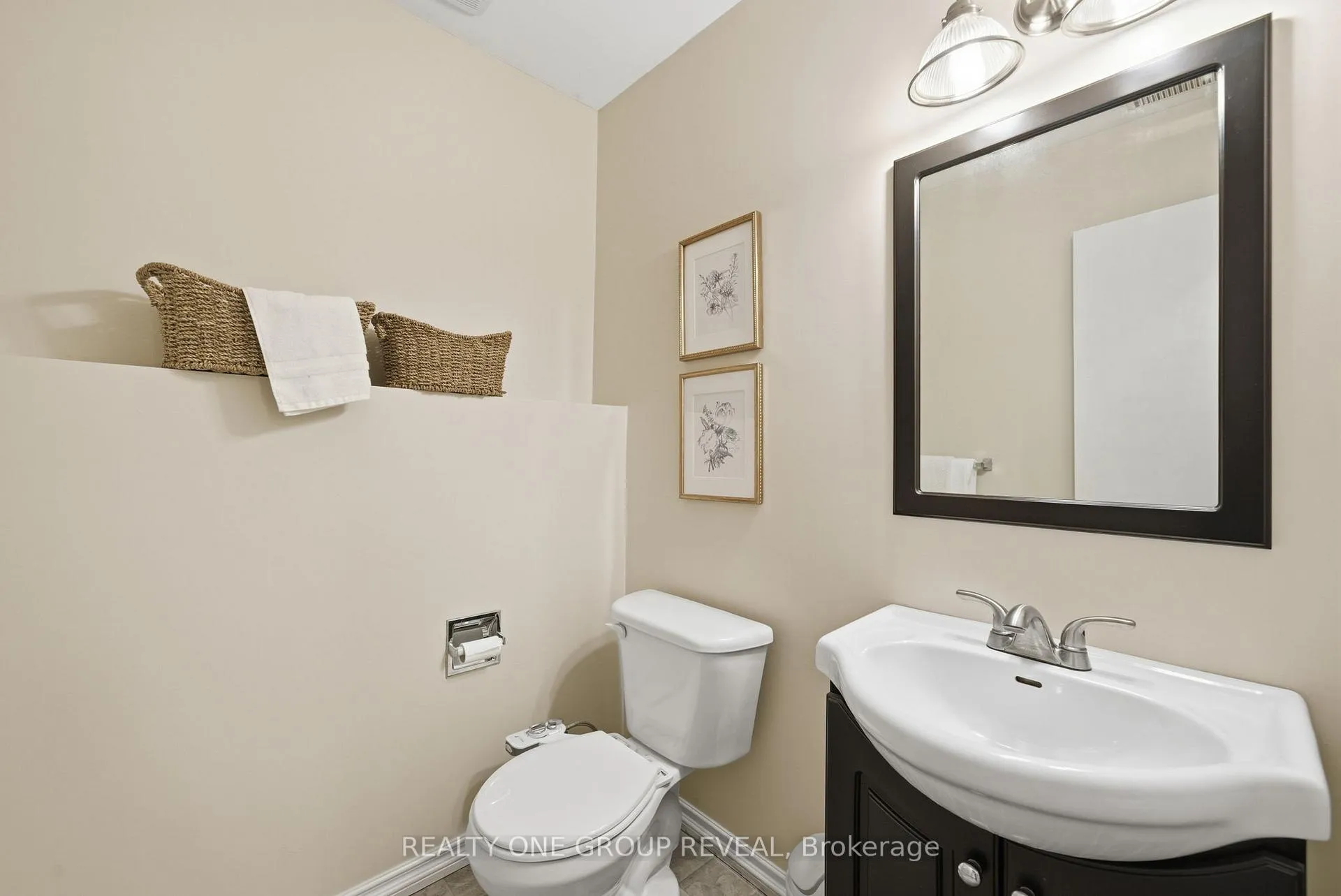 Photo 36 of 170 Seneca Avenue, Oshawa, Samac — HOMEH