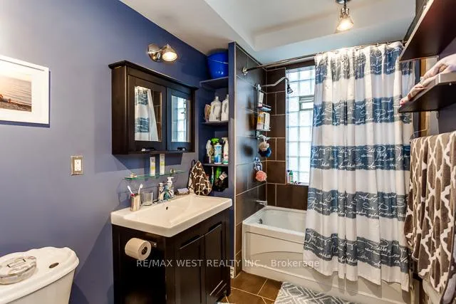 Photo 10 of Unit Main, 56 Macdonell Avenue, Toronto, Roncesvalles — HOMEH