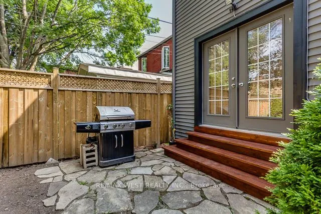 Photo 17 of Unit Main, 56 Macdonell Avenue, Toronto, Roncesvalles — HOMEH