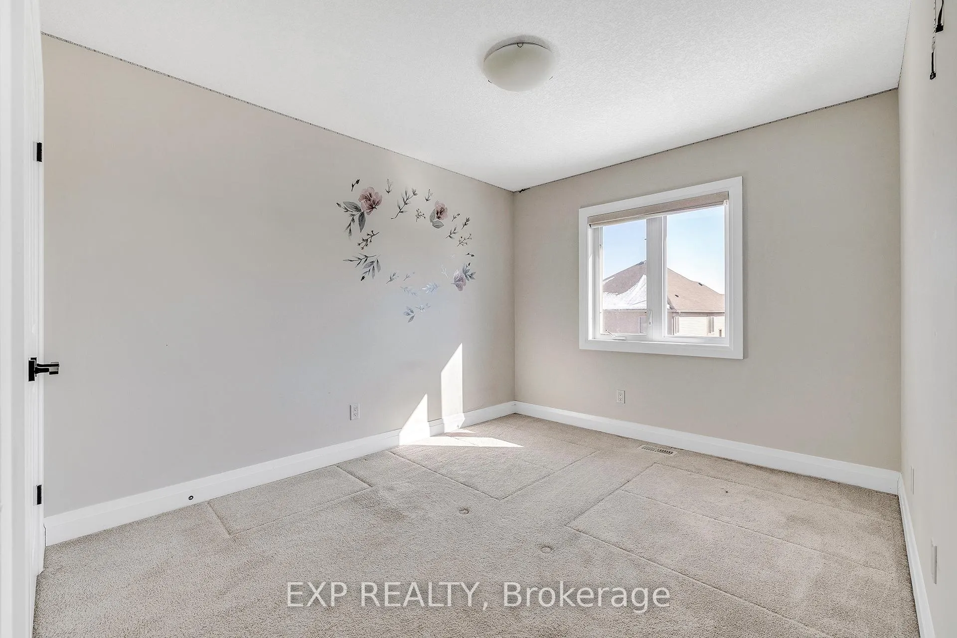 Photo 17 of 47 Pondcliffe Drive, Kitchener, Doon South — HOMEH