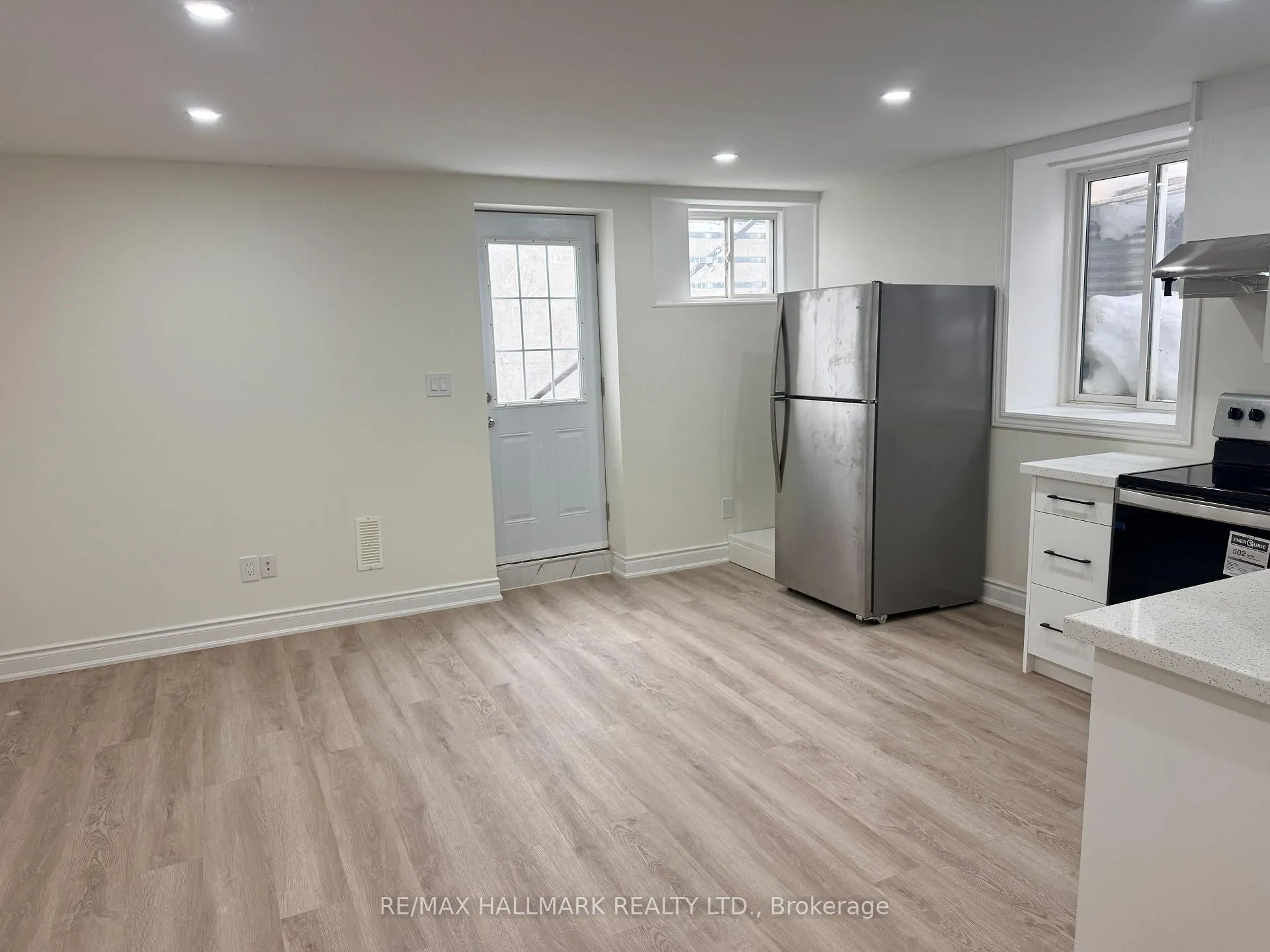 Photo 5 of Unit Bsmt, 550 Yates Drive, Milton, Coates — HOMEH