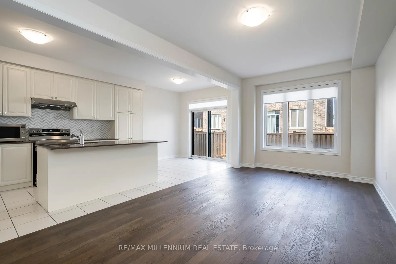 Photo 8 of Unit Upper, 28 Brent Stephens Way, Brampton, Northwest Brampton — HOMEH