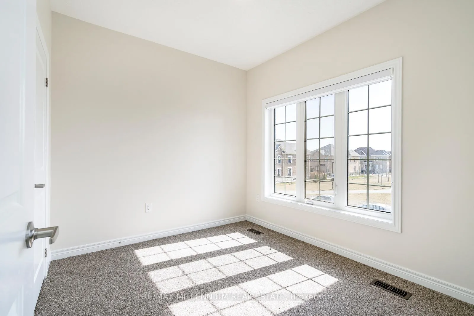 Photo 34 of Unit Upper, 28 Brent Stephens Way, Brampton, Northwest Brampton — HOMEH