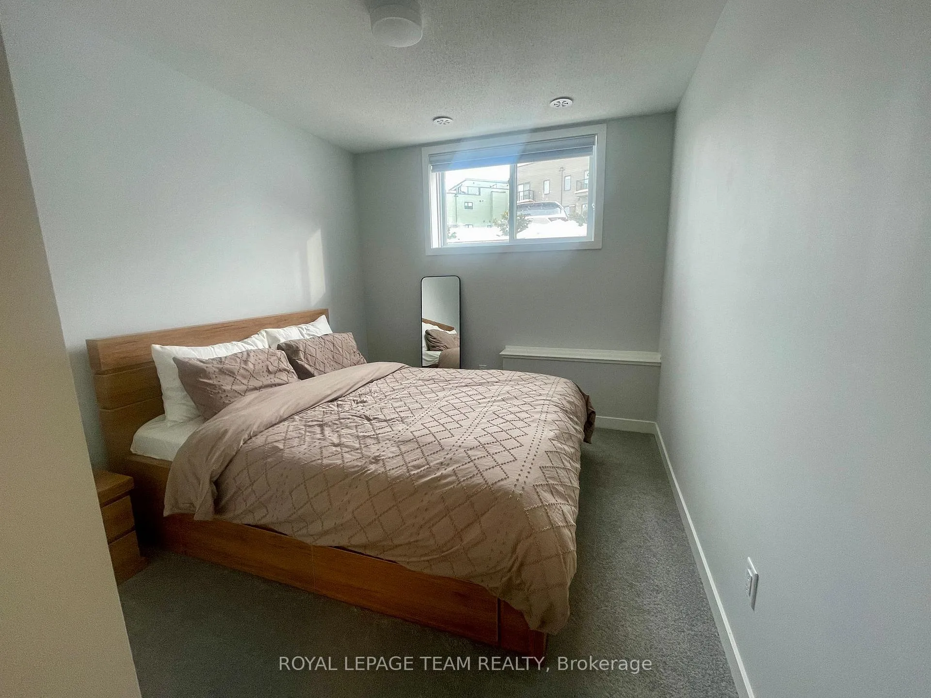 Photo 10 of 230 Mishi Private, Ottawa, CFB Rockcliffe and Area — HOMEH