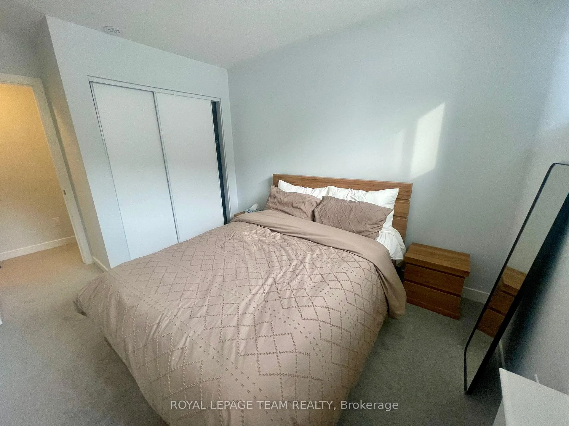 Photo 11 of 230 Mishi Private, Ottawa, CFB Rockcliffe and Area — HOMEH