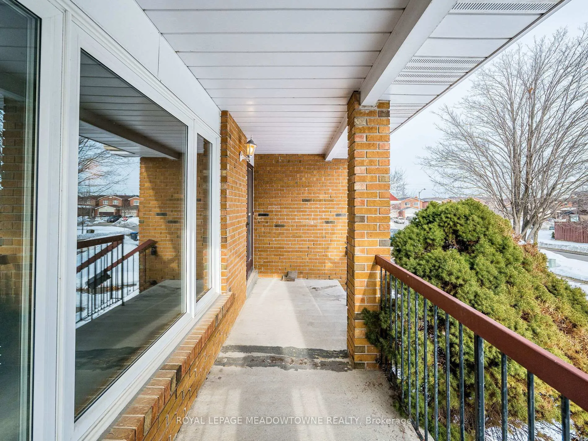 Photo 3 of 66 Pluto Drive, Brampton, Madoc — HOMEH