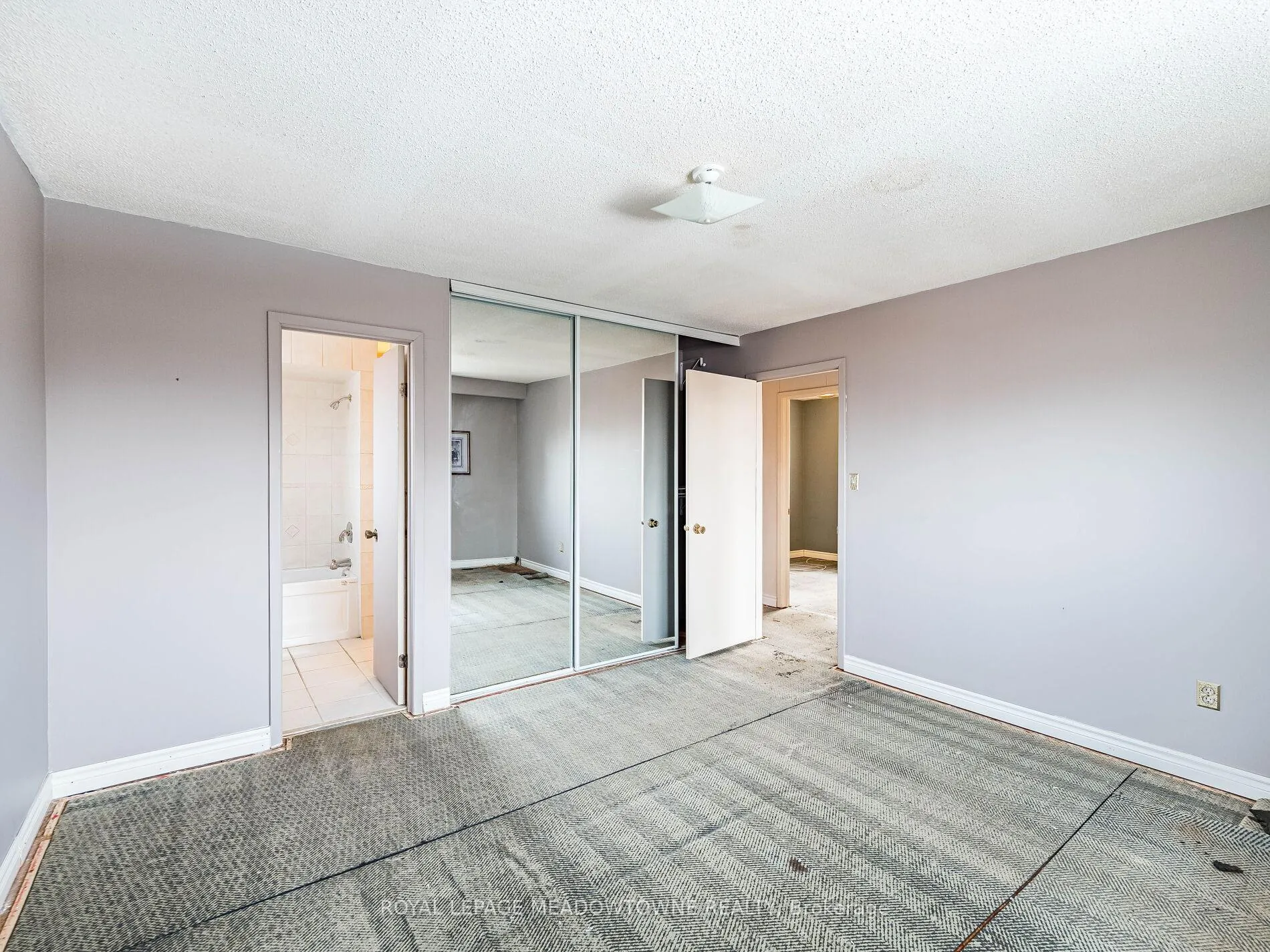 Photo 19 of 66 Pluto Drive, Brampton, Madoc — HOMEH