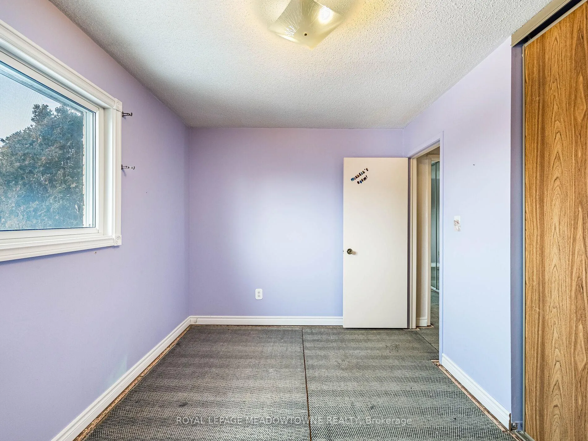 Photo 24 of 66 Pluto Drive, Brampton, Madoc — HOMEH