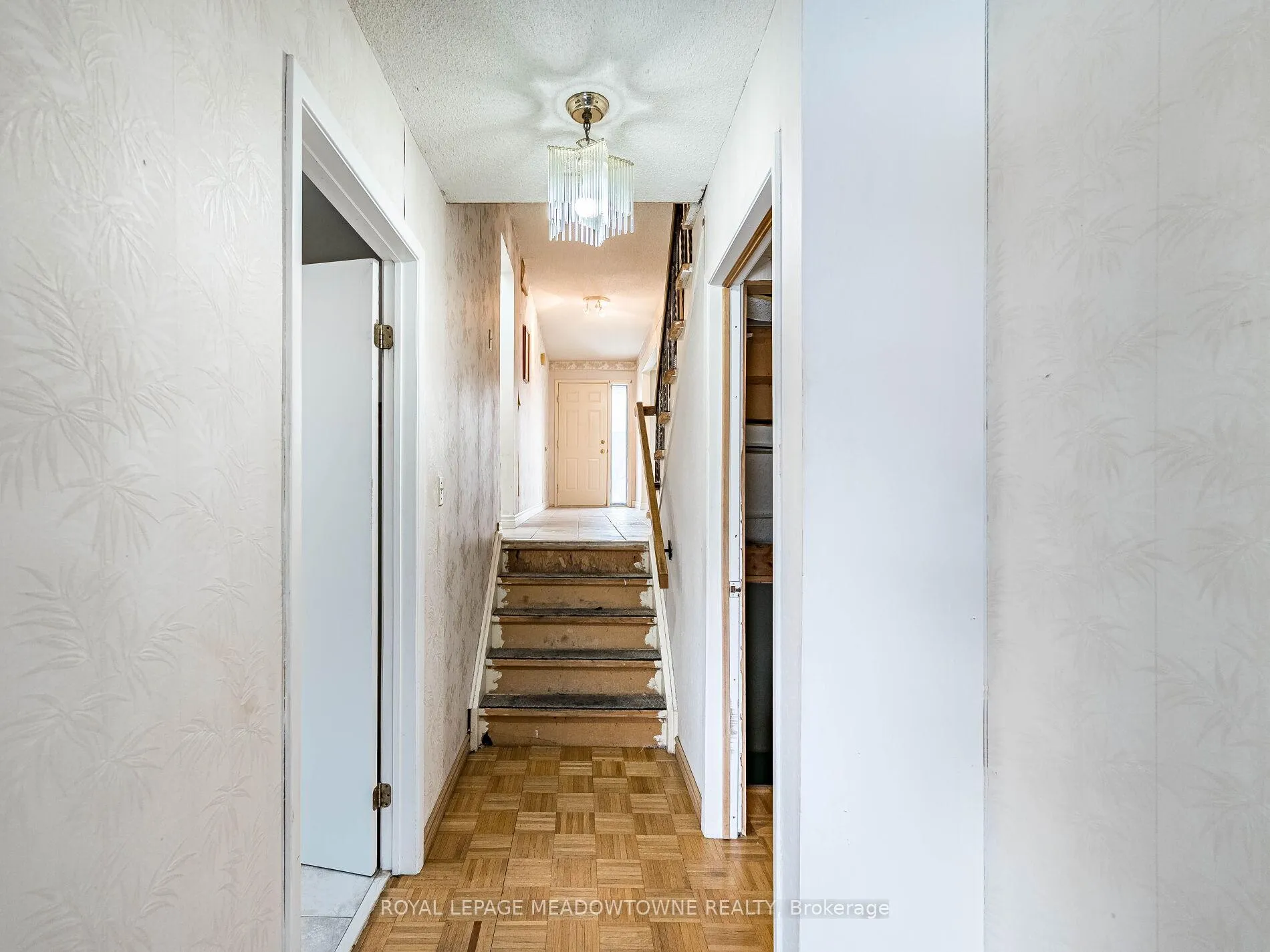 Photo 26 of 66 Pluto Drive, Brampton, Madoc — HOMEH