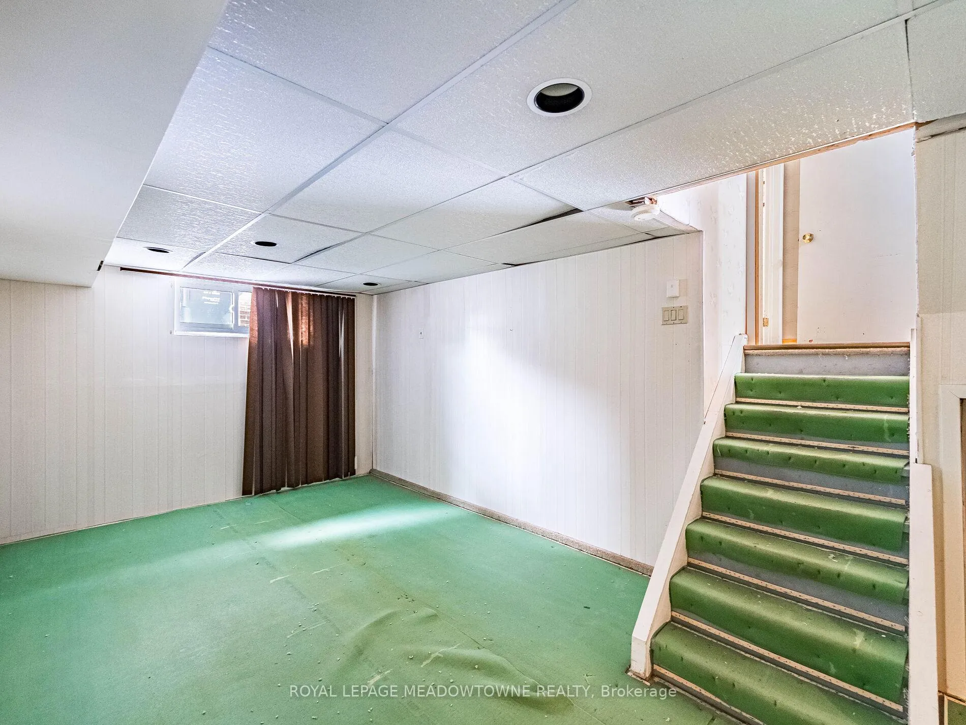 Photo 39 of 66 Pluto Drive, Brampton, Madoc — HOMEH