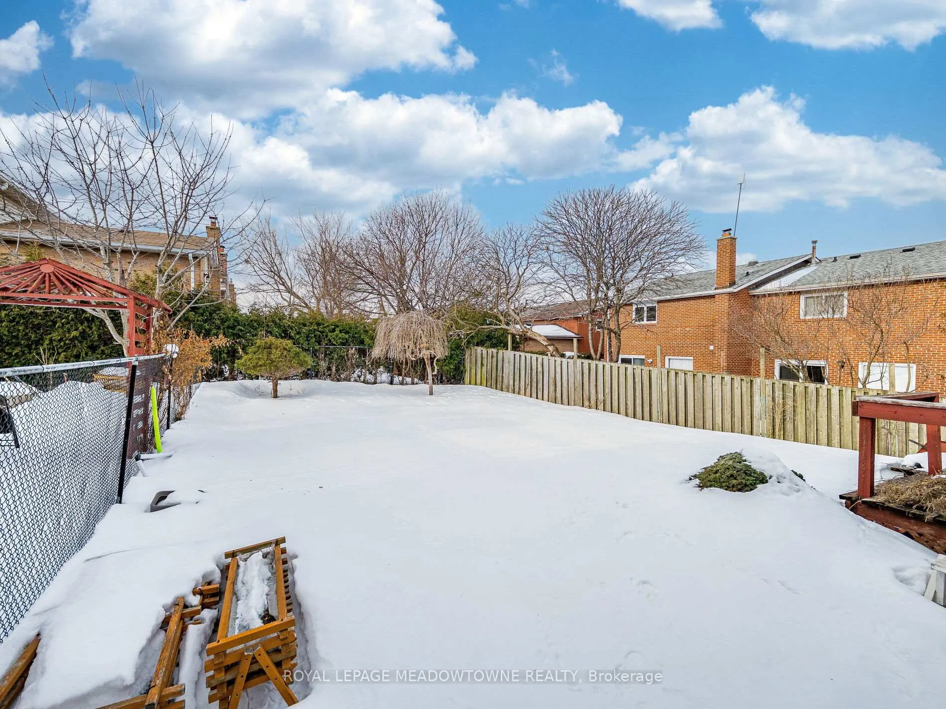 Photo 49 of 66 Pluto Drive, Brampton, Madoc — HOMEH