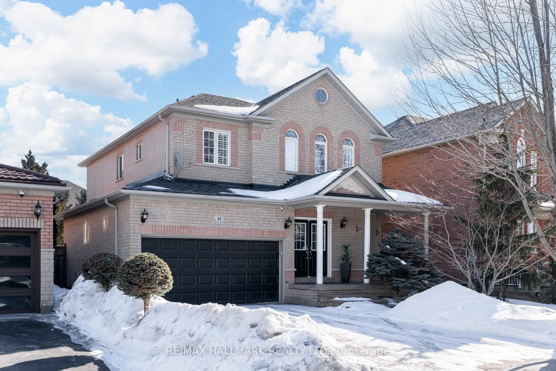 Front of Unit Bsmnt, 45 Oland Drive
