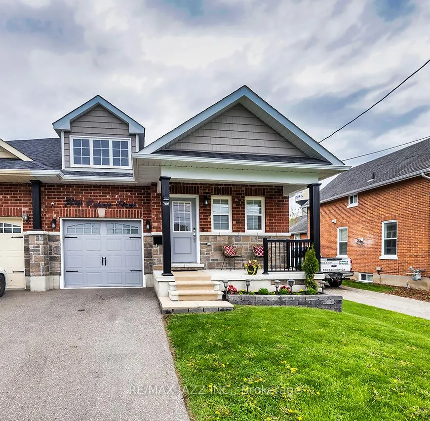 Front of 706 Ontario Street