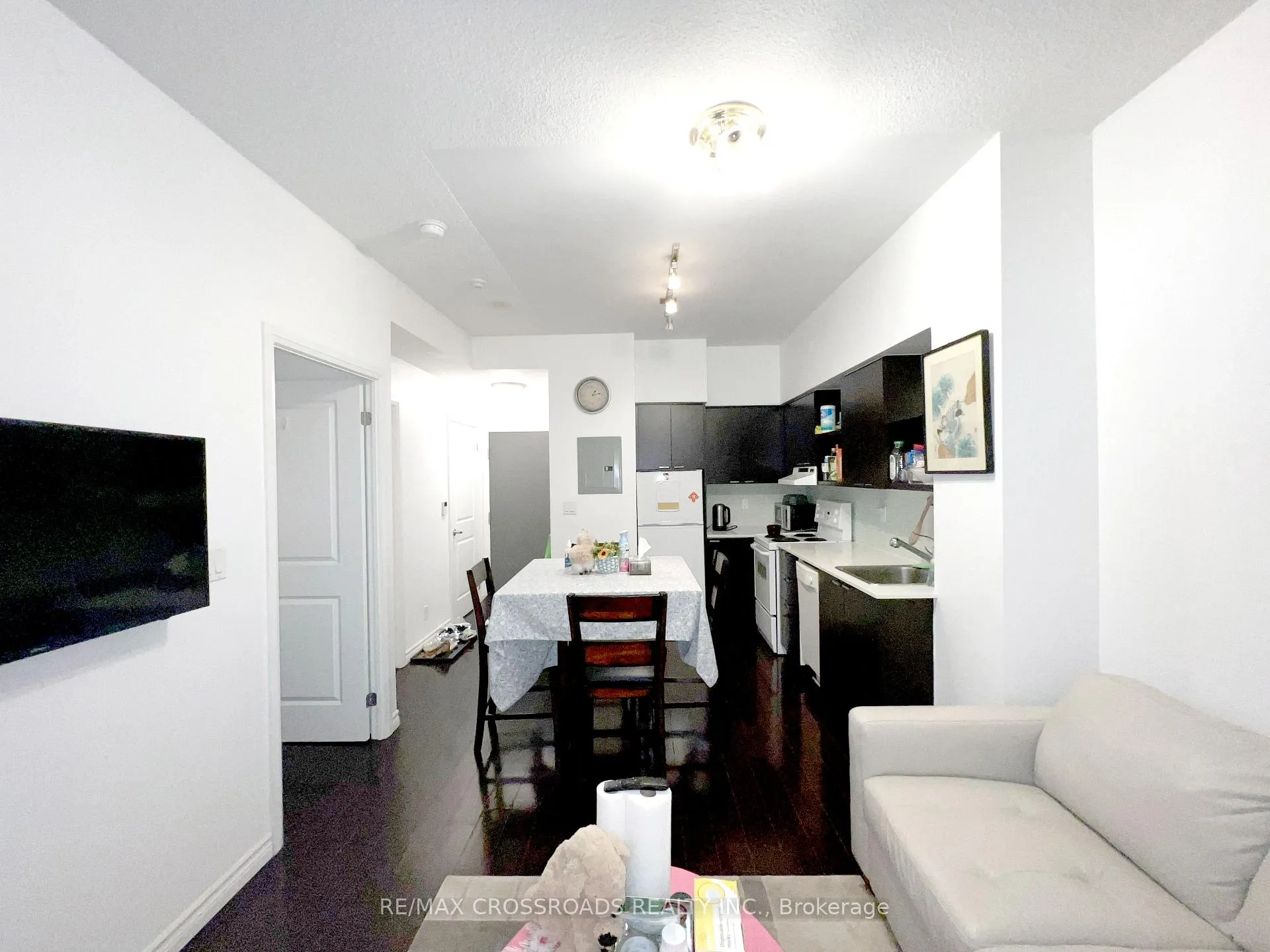 Photo 5 of Unit 815, 35 Hayden Street, Toronto, Church-Yonge Corridor — HOMEH