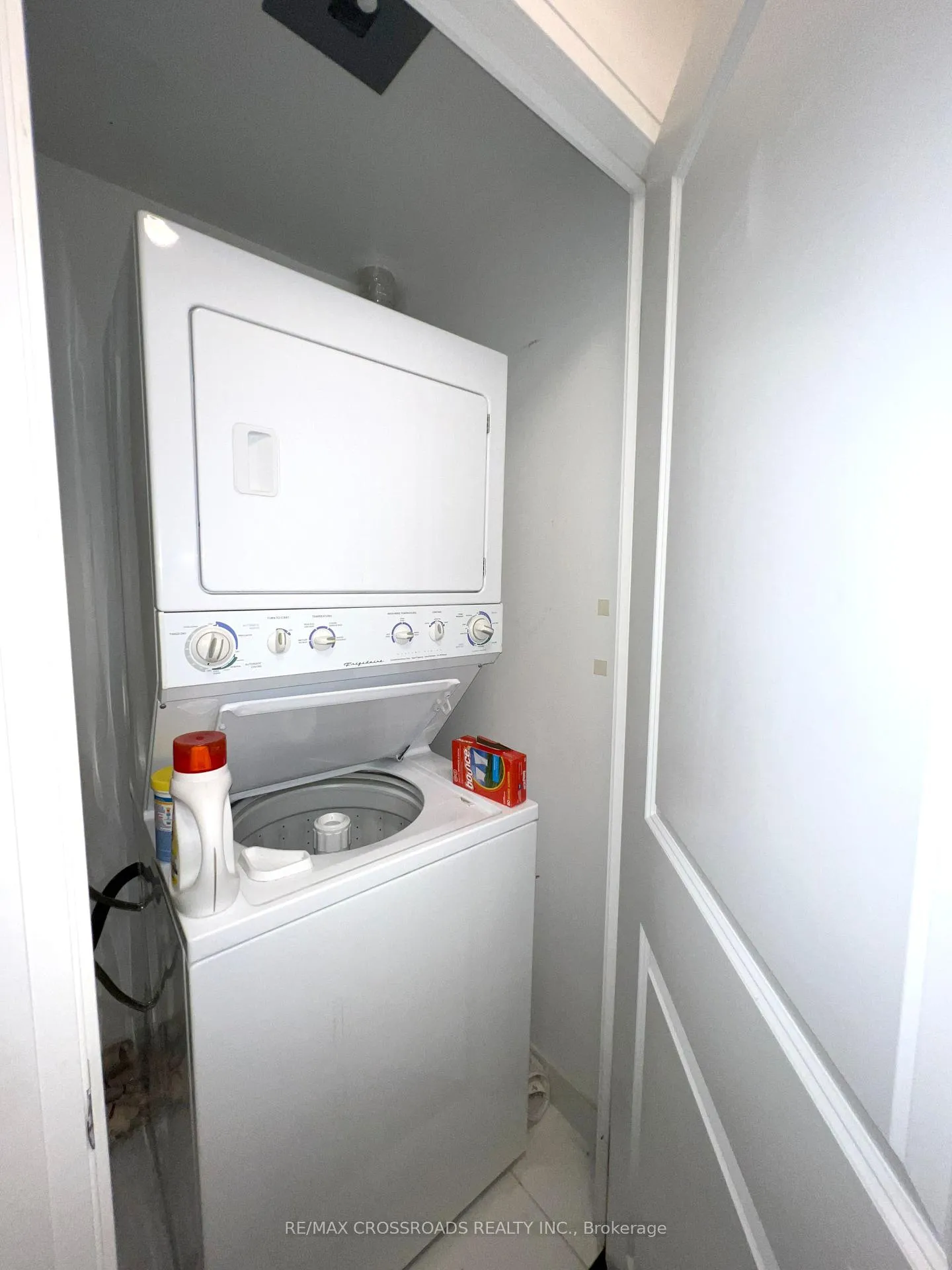 Photo 13 of Unit 815, 35 Hayden Street, Toronto, Church-Yonge Corridor — HOMEH