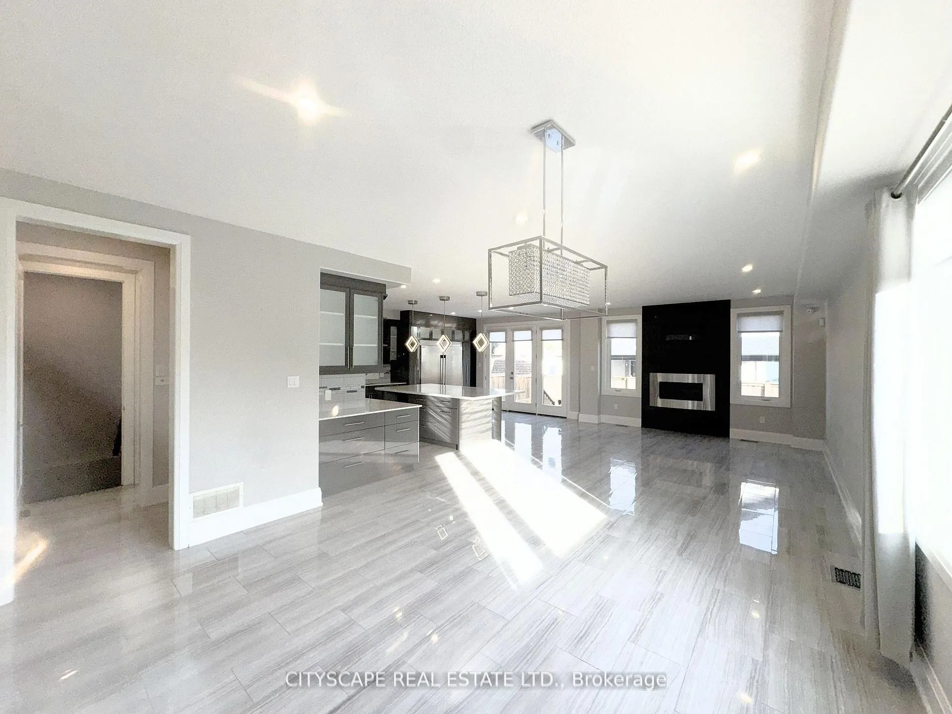 Photo 8 of 5074 Kalar Road, Niagara Falls, Ascot — HOMEH