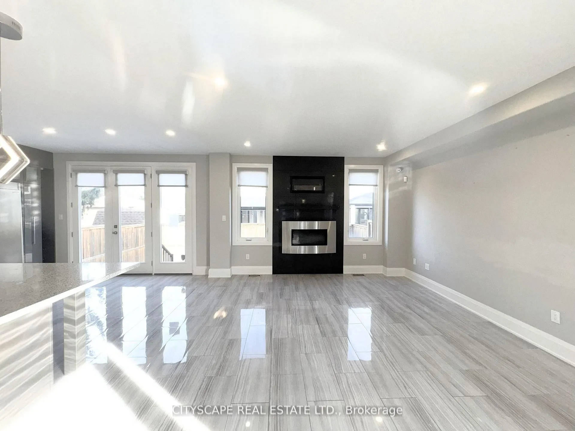 Photo 11 of 5074 Kalar Road, Niagara Falls, Ascot — HOMEH