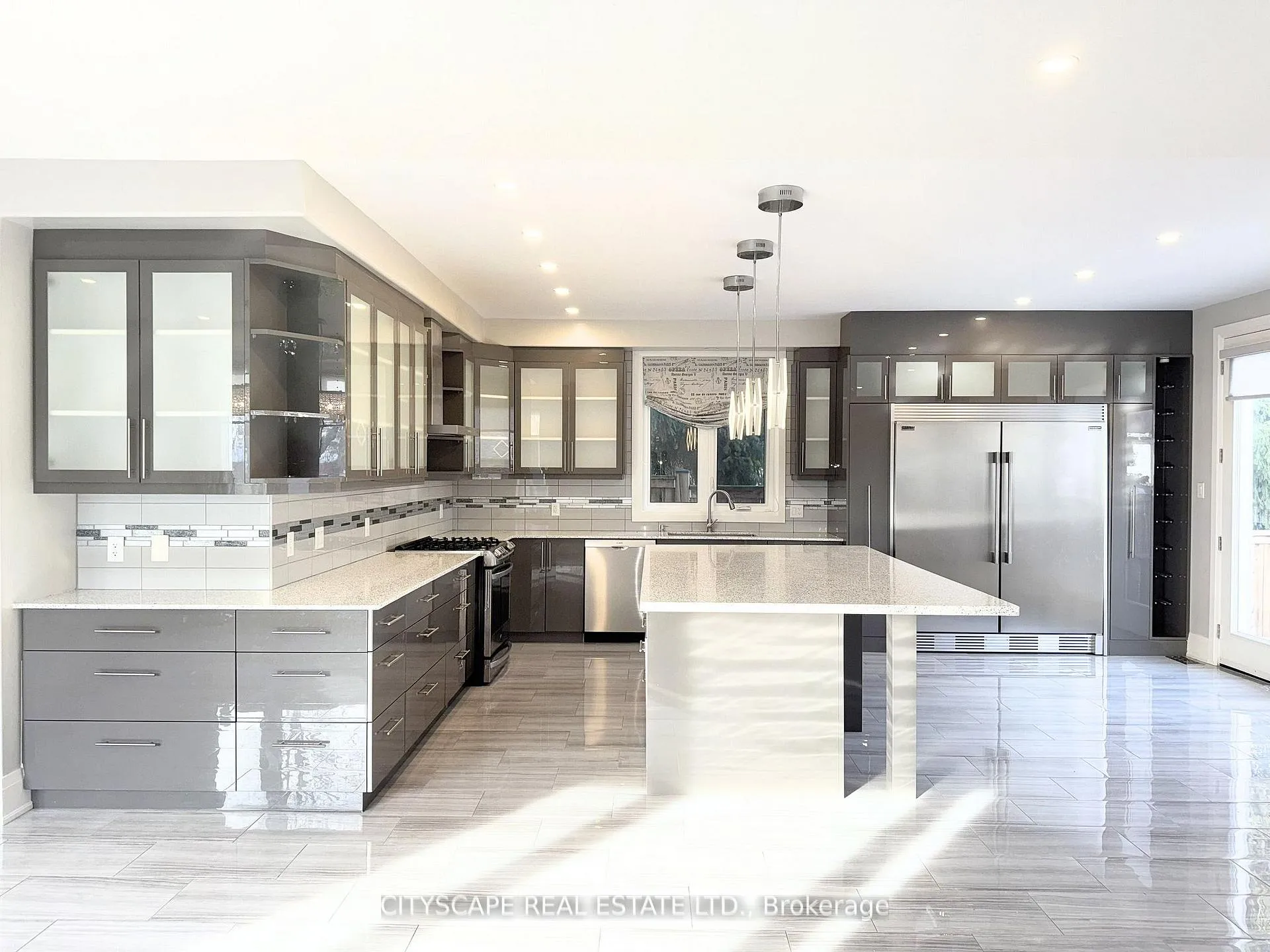 Photo 13 of 5074 Kalar Road, Niagara Falls, Ascot — HOMEH