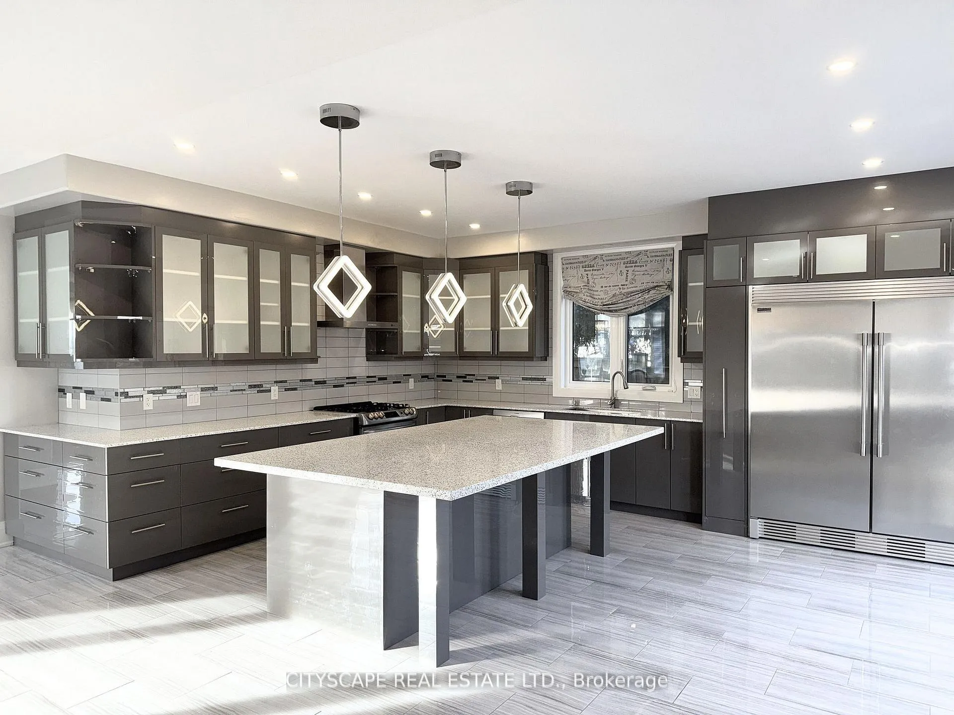 Photo 14 of 5074 Kalar Road, Niagara Falls, Ascot — HOMEH