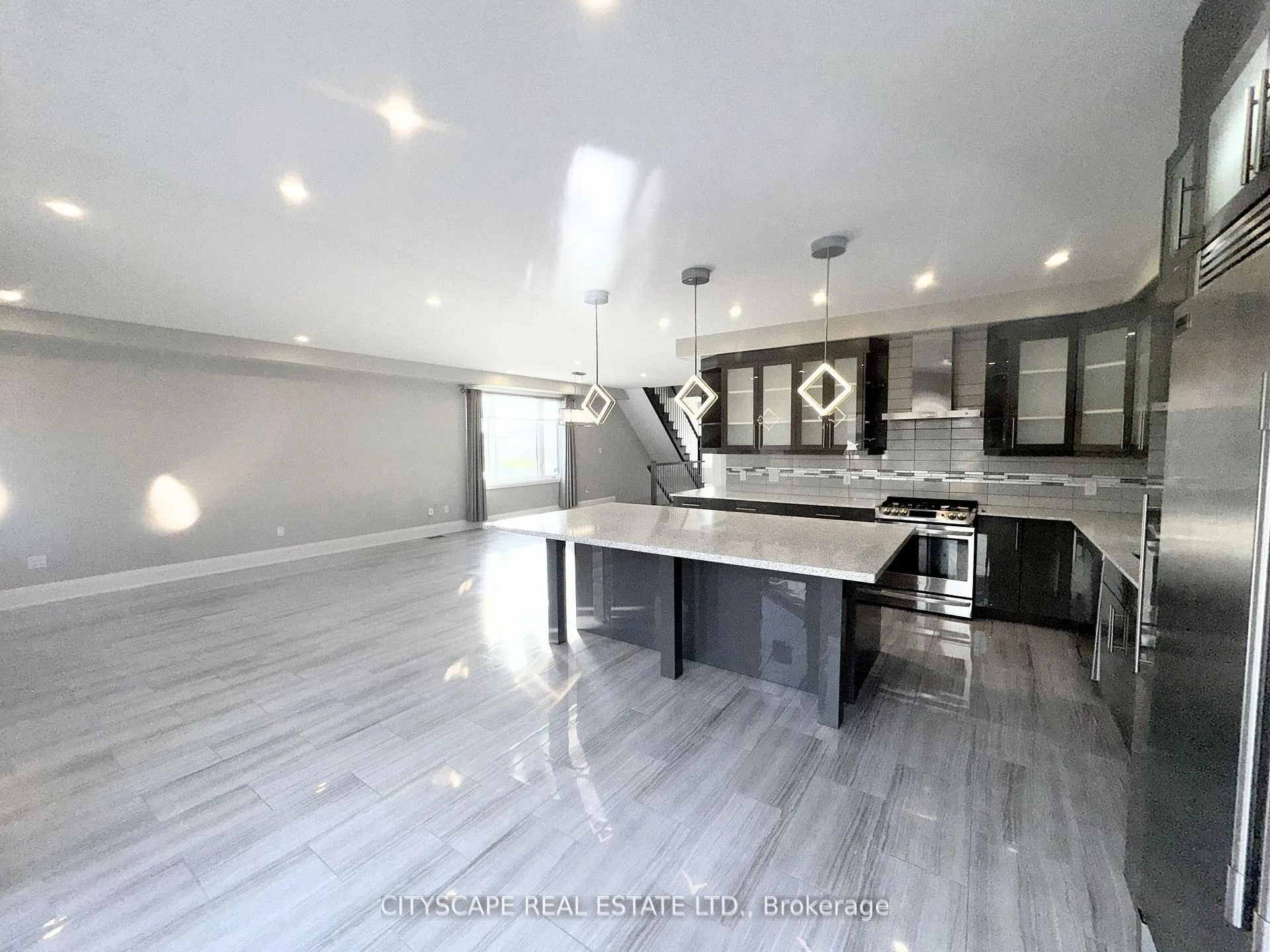 Photo 17 of 5074 Kalar Road, Niagara Falls, Ascot — HOMEH