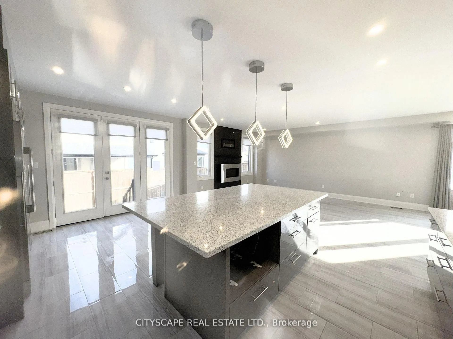 Photo 18 of 5074 Kalar Road, Niagara Falls, Ascot — HOMEH