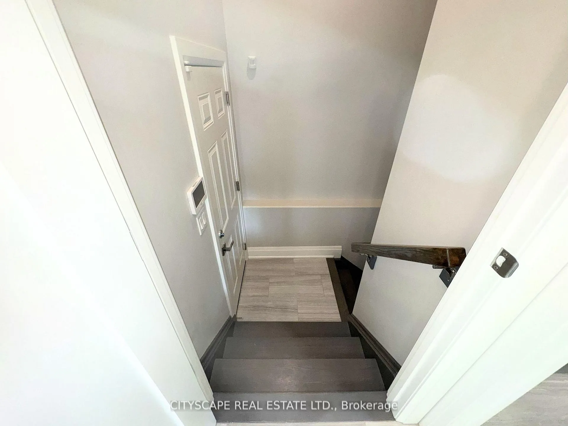 Photo 37 of 5074 Kalar Road, Niagara Falls, Ascot — HOMEH
