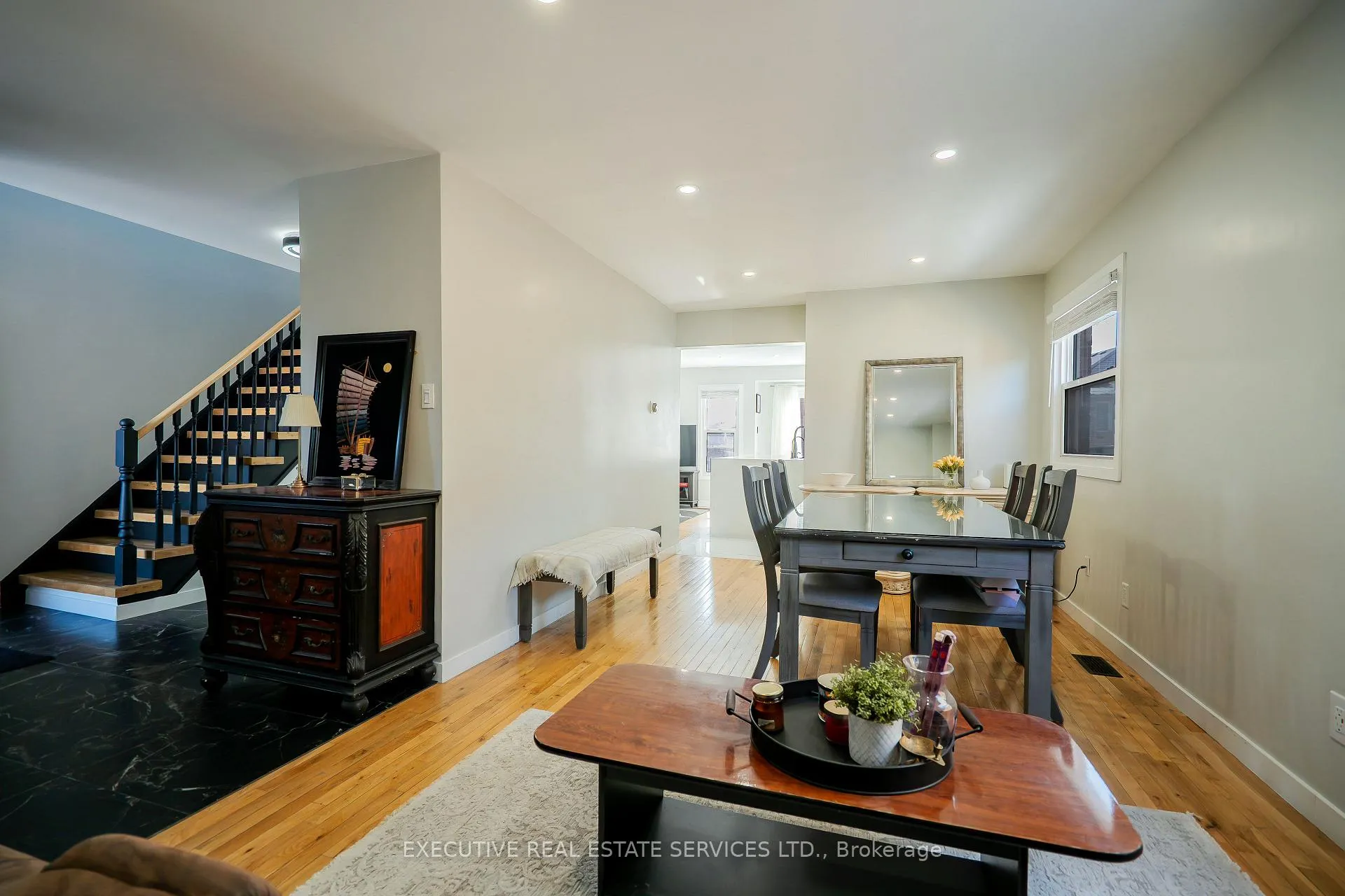 Photo 12 of 26 Stalbridge Avenue, Brampton, Fletcher's Creek South — HOMEH