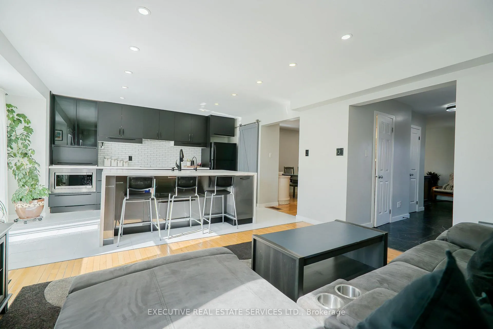 Photo 14 of 26 Stalbridge Avenue, Brampton, Fletcher's Creek South — HOMEH