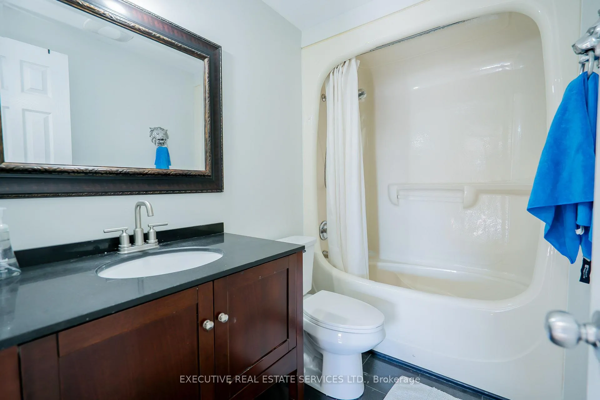 Photo 31 of 26 Stalbridge Avenue, Brampton, Fletcher's Creek South — HOMEH