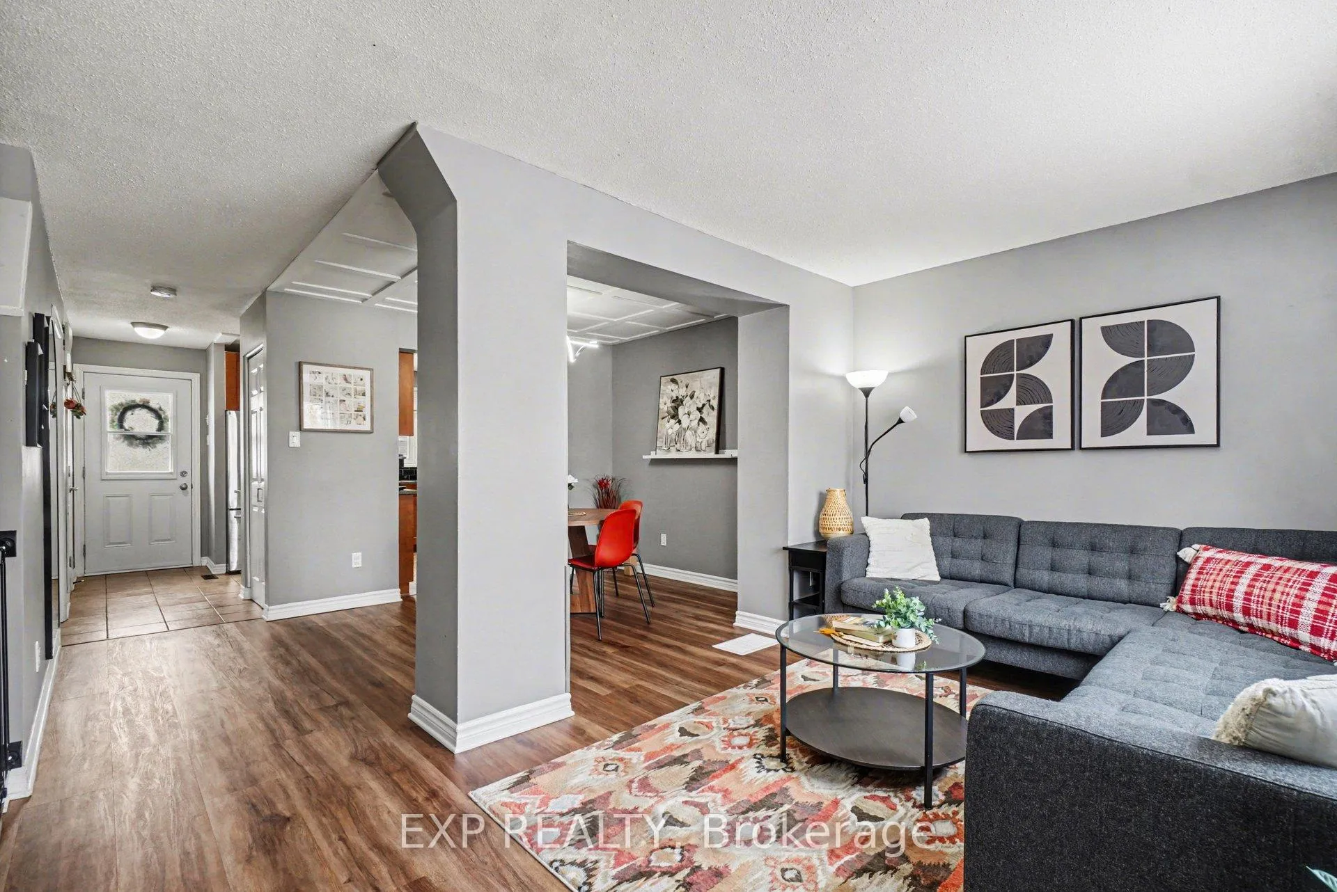 Photo 3 of 185 Teal Crescent, Ottawa, Chatelaine Village — HOMEH