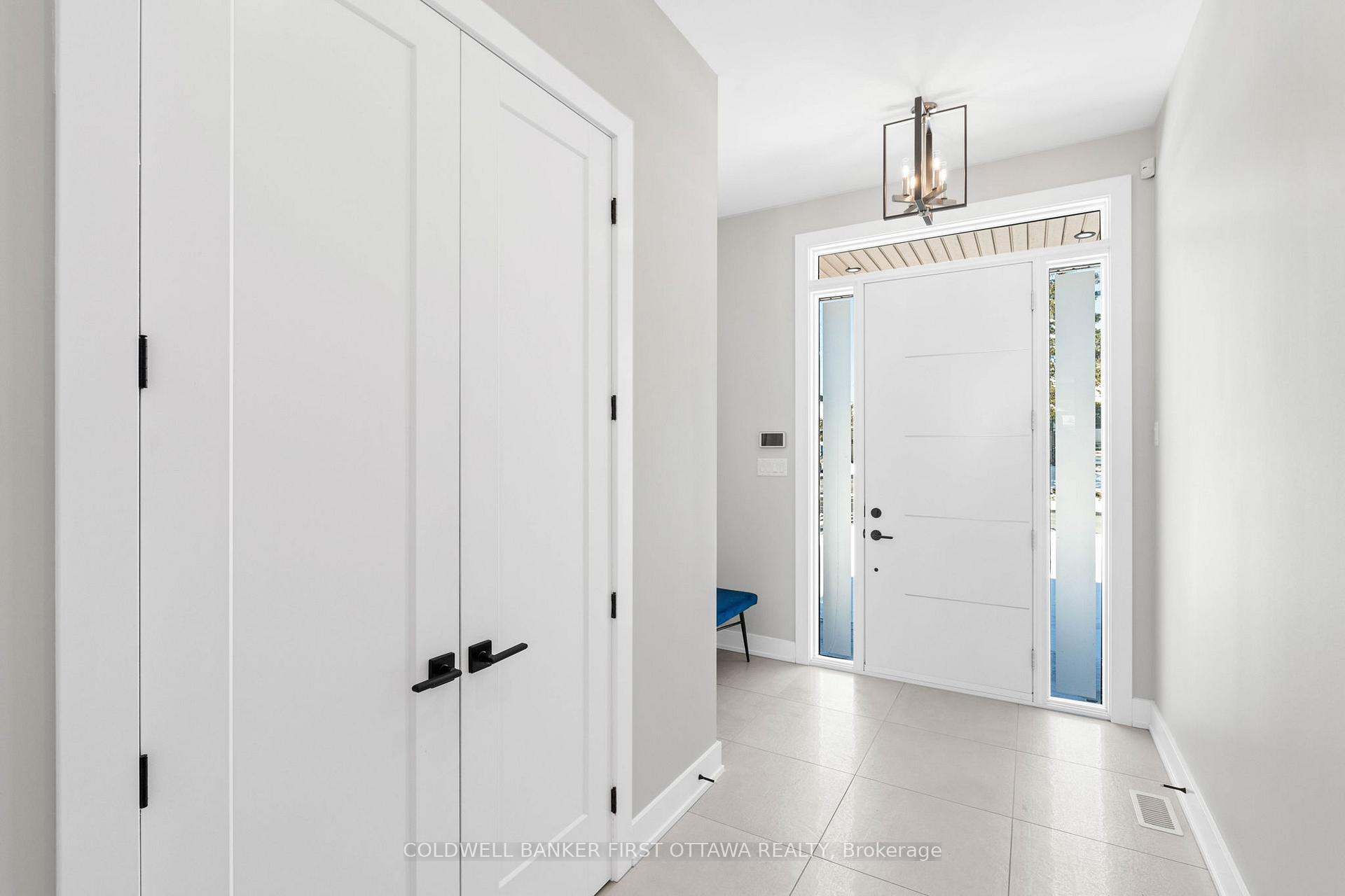 Photo 4 of Unit A, 30 David Drive, Ottawa, Meadowlands/St. Claire Gardens — HOMEH
