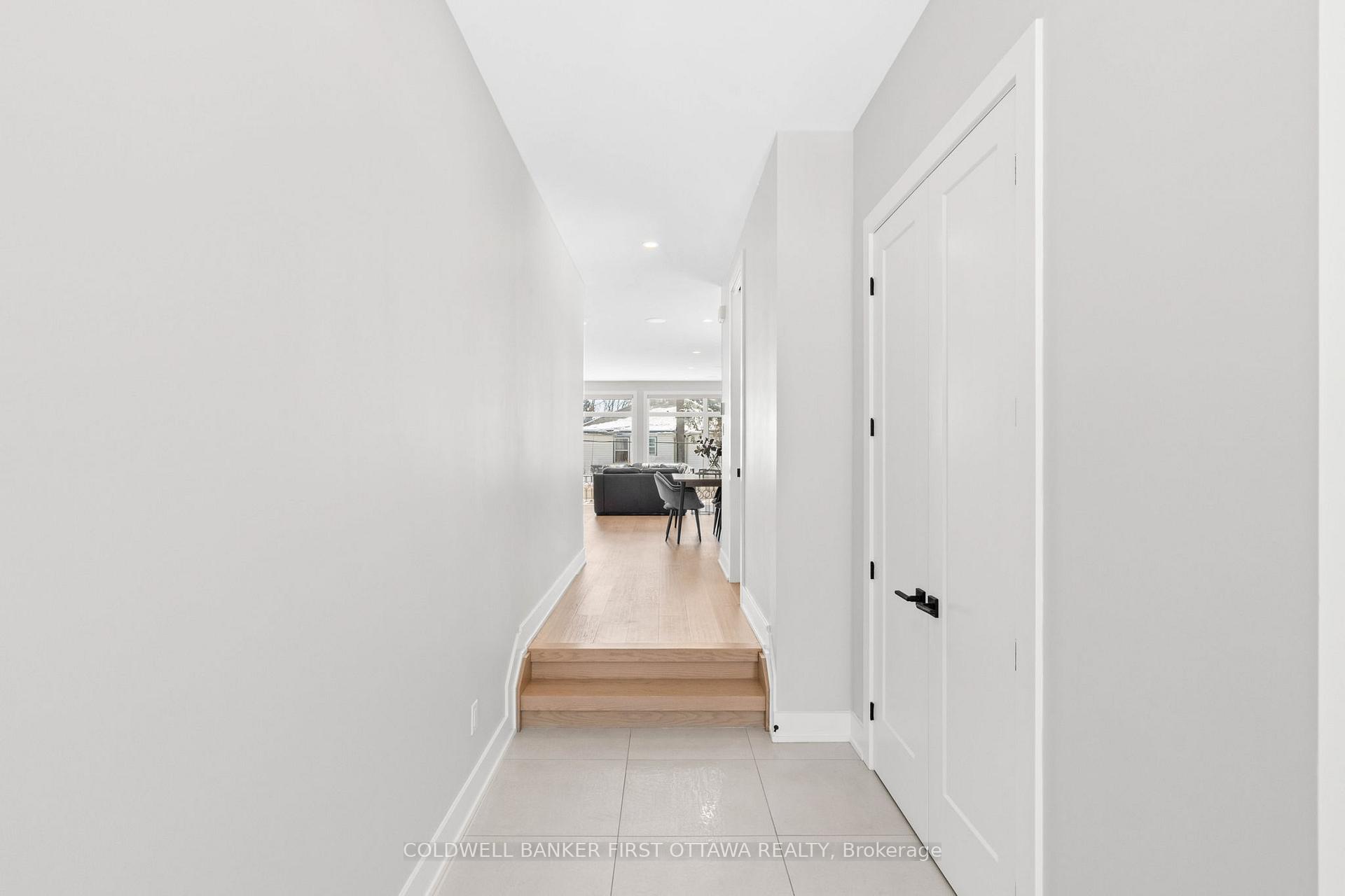Photo 5 of Unit A, 30 David Drive, Ottawa, Meadowlands/St. Claire Gardens — HOMEH