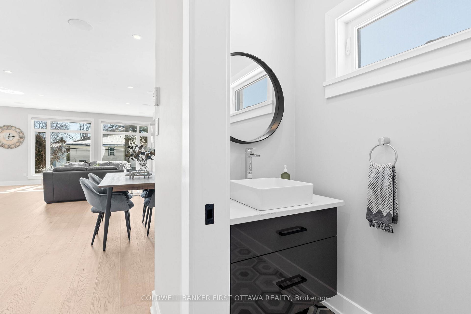 Photo 6 of Unit A, 30 David Drive, Ottawa, Meadowlands/St. Claire Gardens — HOMEH