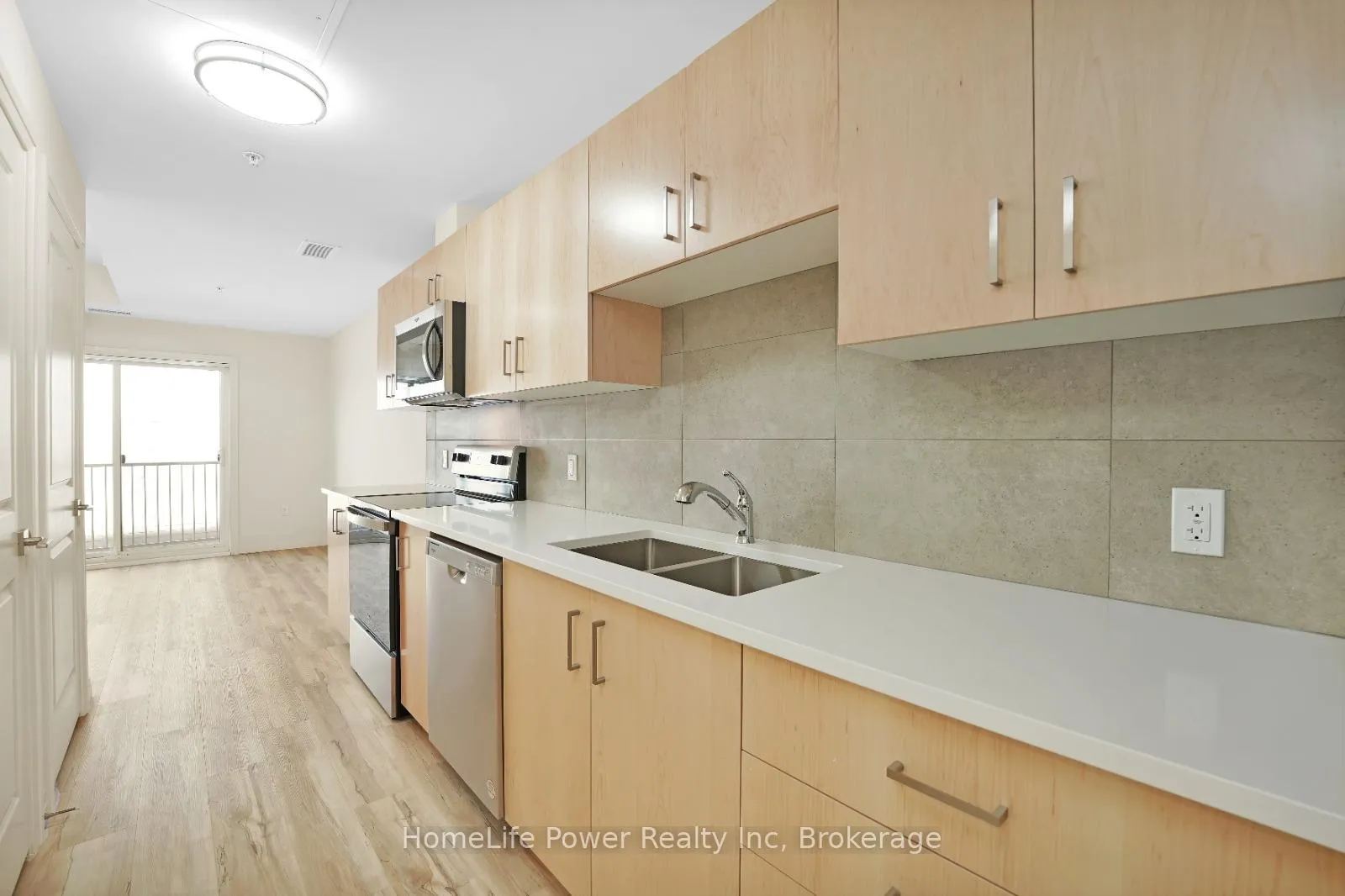 Photo 4 of Unit 325, 301 Westmount Road W, Kitchener — HOMEH