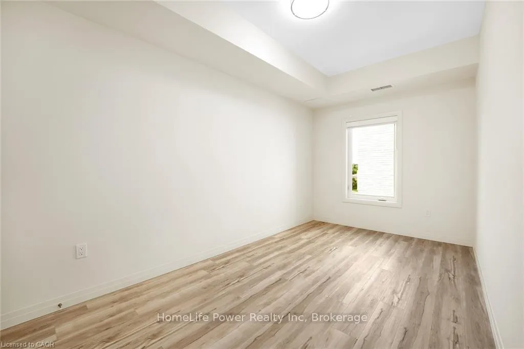 Photo 6 of Unit 325, 301 Westmount Road W, Kitchener — HOMEH