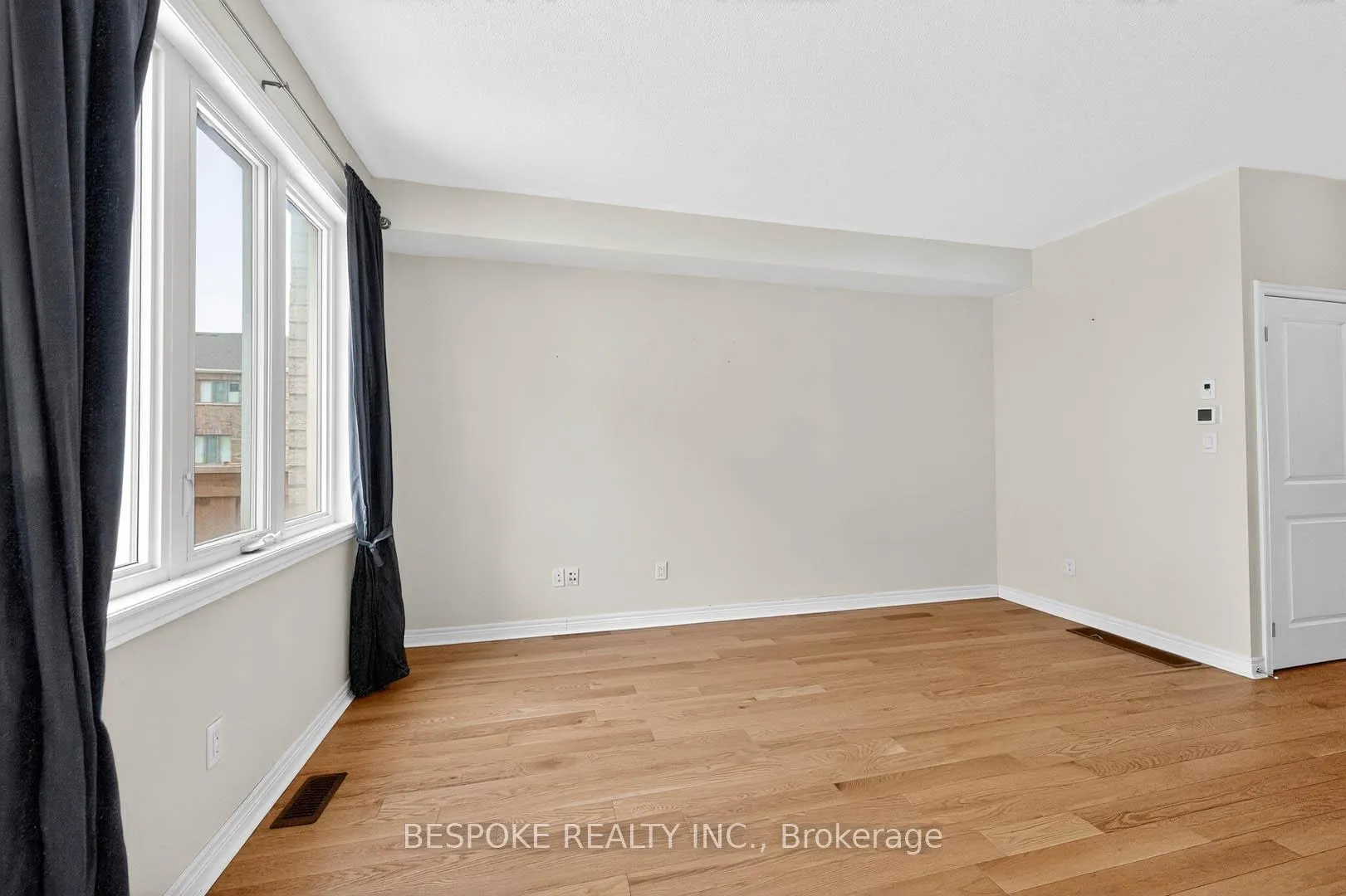 Photo 9 of 1134 Citrine Street, Pickering, Rural Pickering — HOMEH