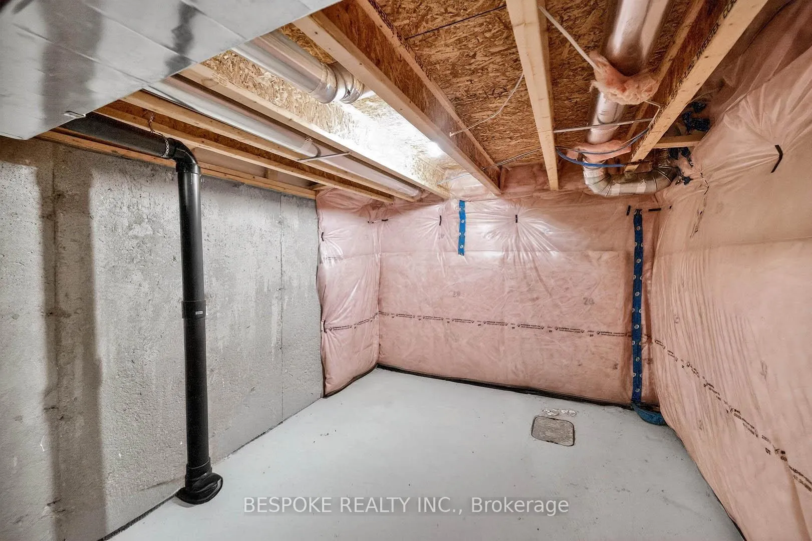 Photo 35 of 1134 Citrine Street, Pickering, Rural Pickering — HOMEH