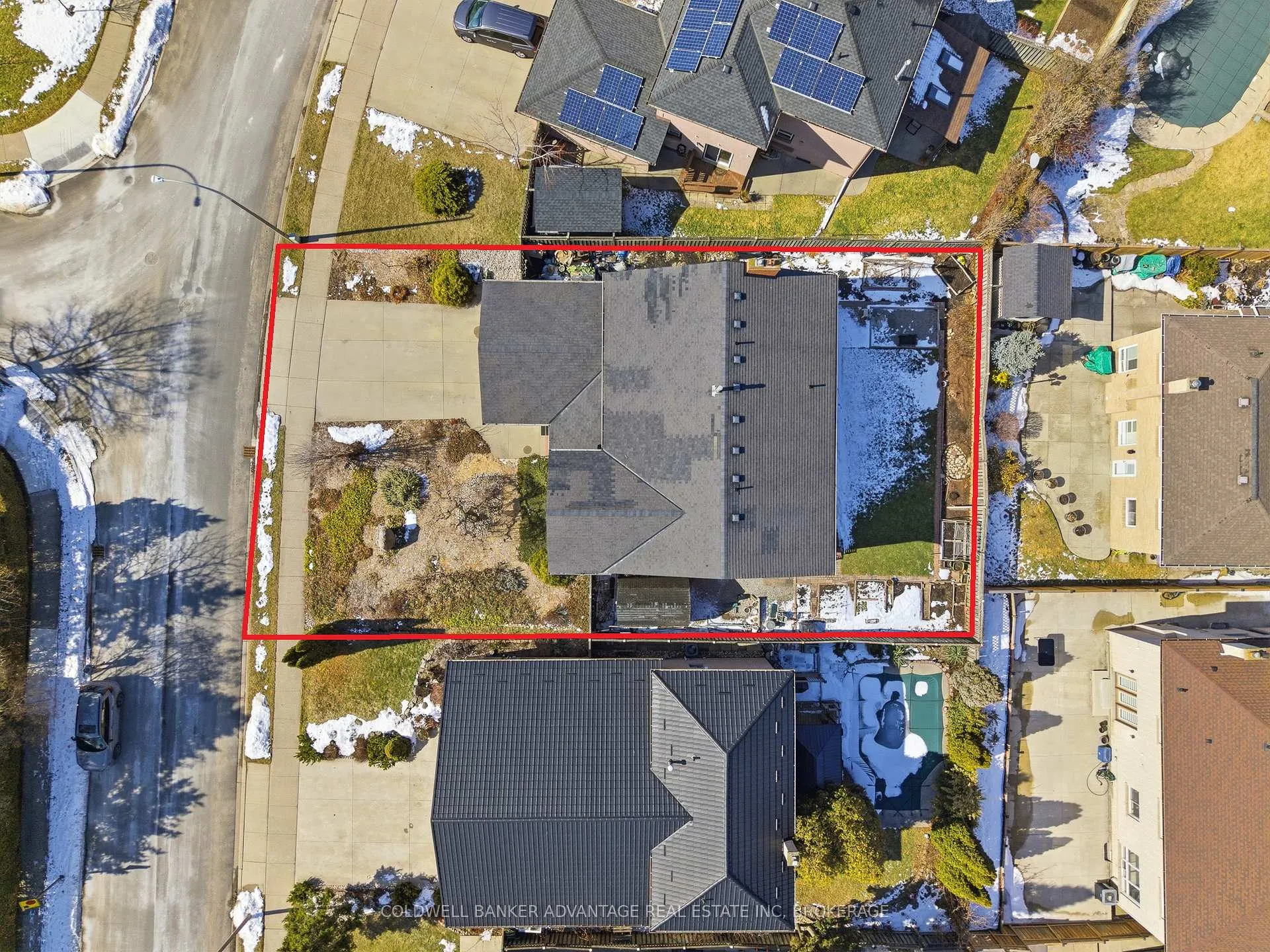 Photo 8 of 137 Valera Drive, Hamilton, Stoney Creek — HOMEH