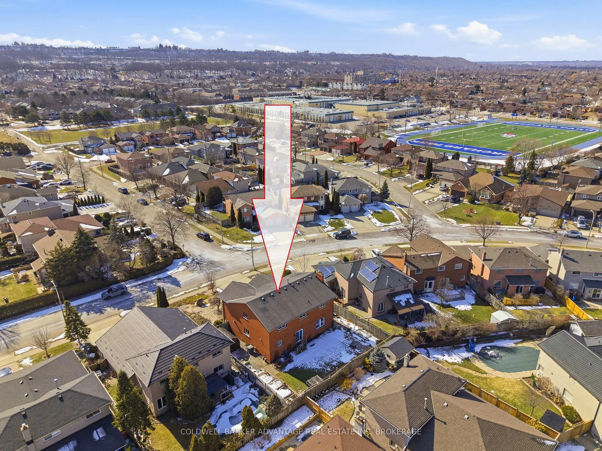 Photo 10 of 137 Valera Drive, Hamilton, Stoney Creek — HOMEH