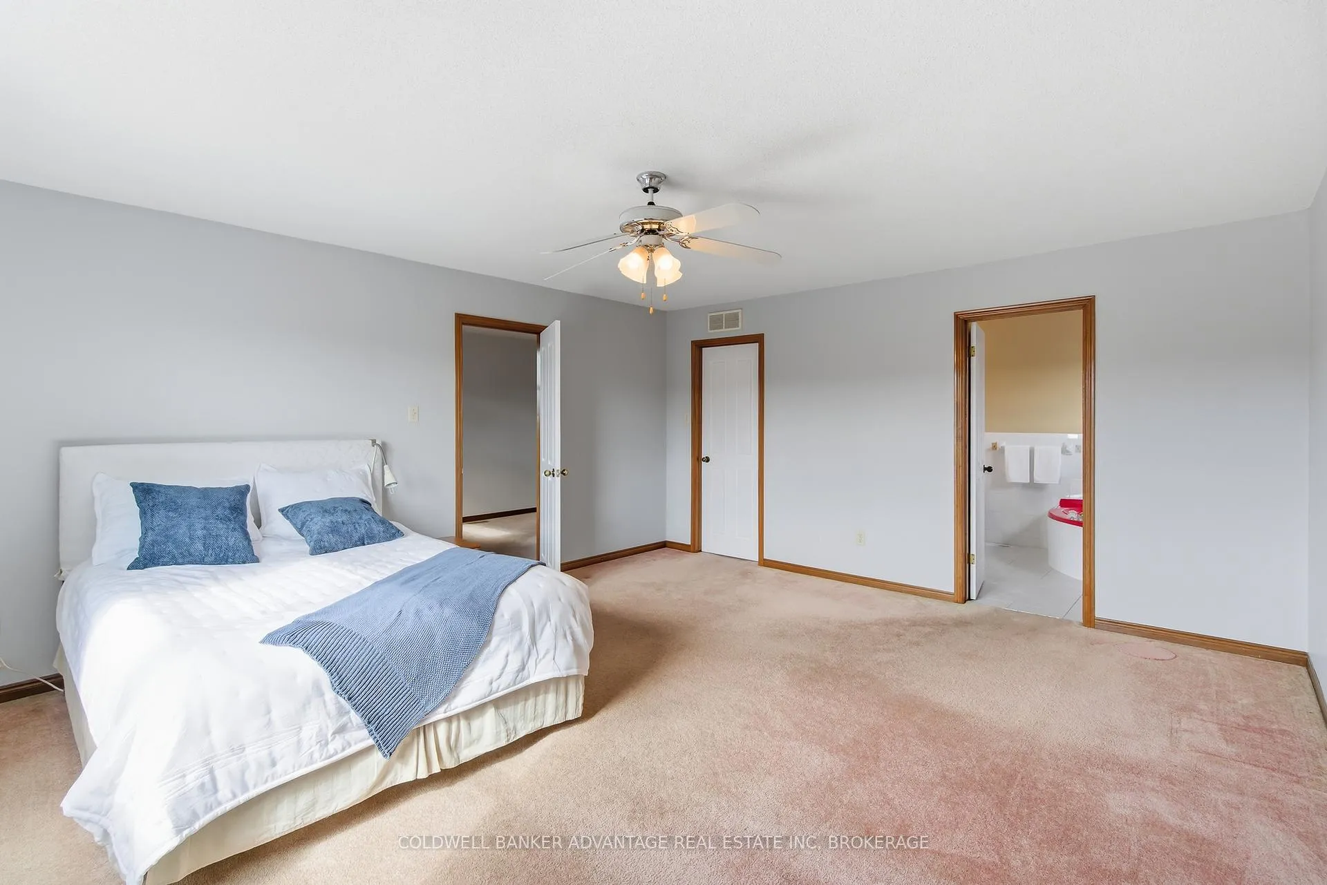Photo 34 of 137 Valera Drive, Hamilton, Stoney Creek — HOMEH