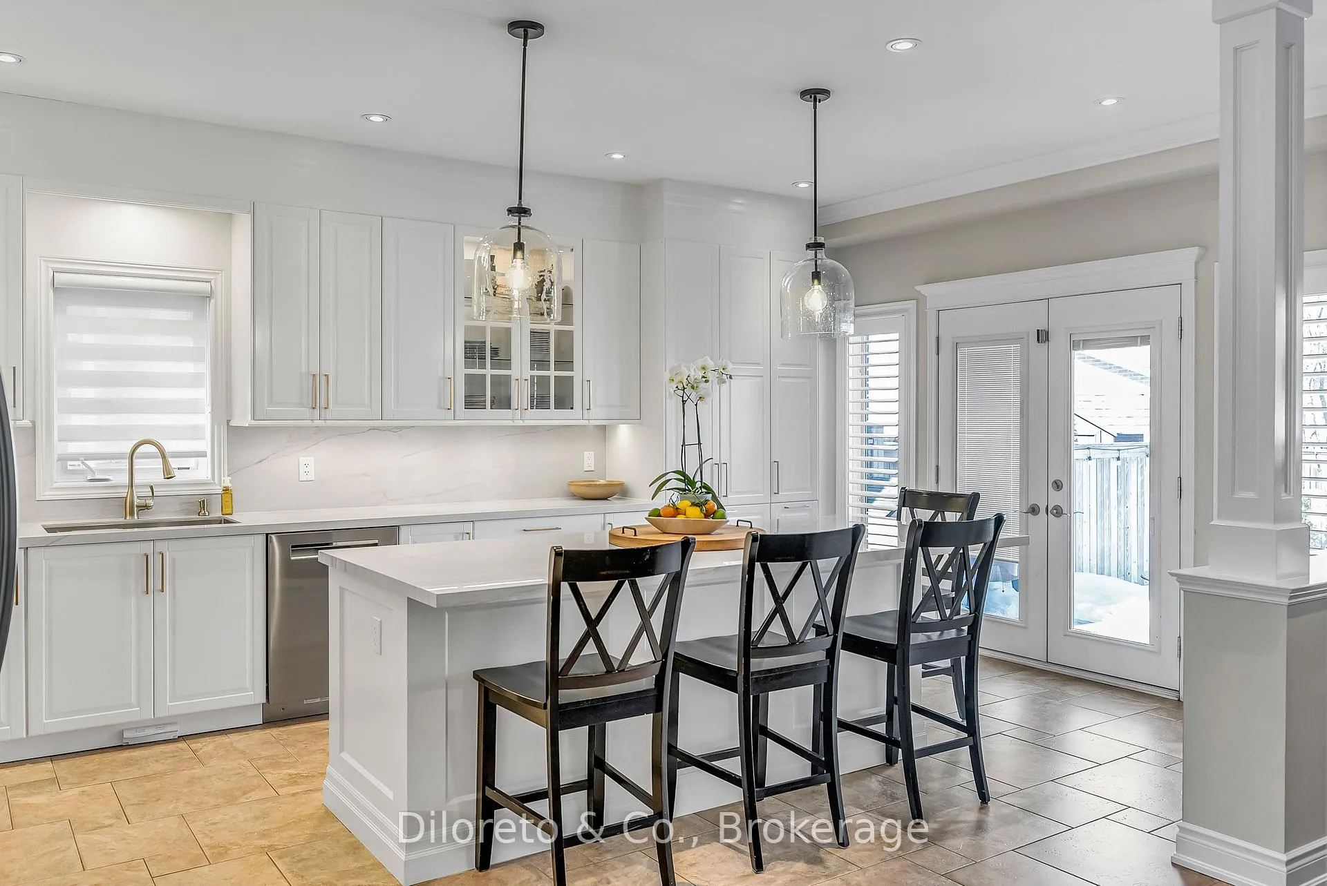 Photo 11 of 28 Michelangelo Lane, Hamilton, Carpenter — HOMEH