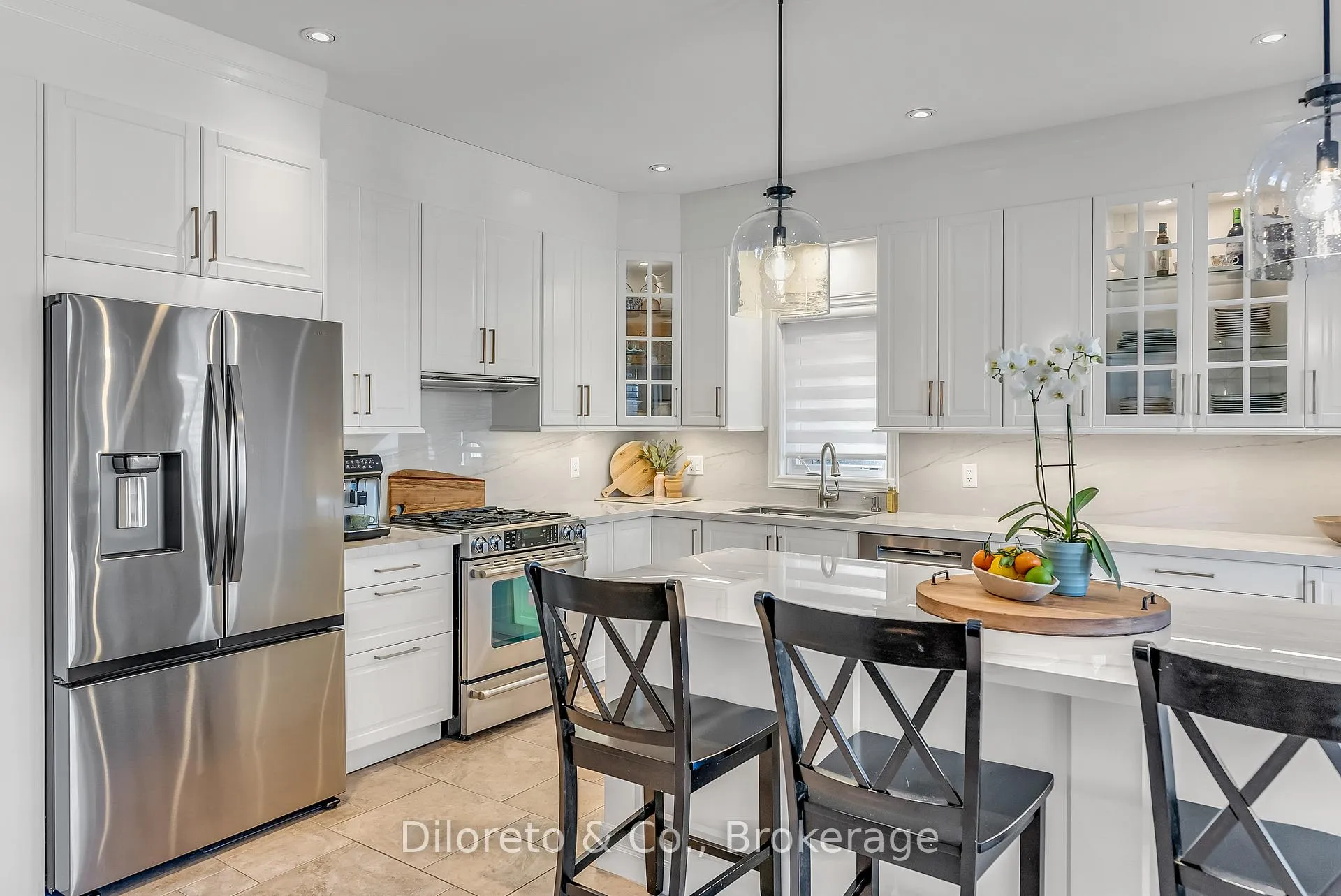 Photo 13 of 28 Michelangelo Lane, Hamilton, Carpenter — HOMEH