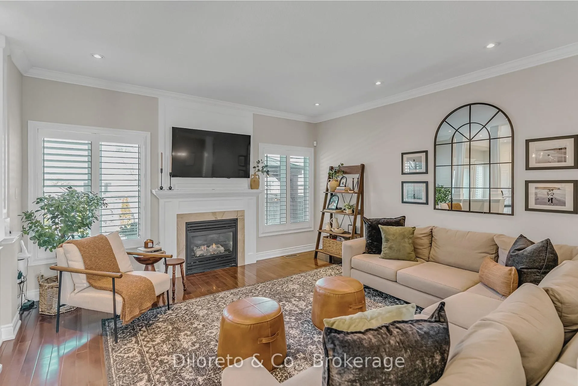 Photo 20 of 28 Michelangelo Lane, Hamilton, Carpenter — HOMEH