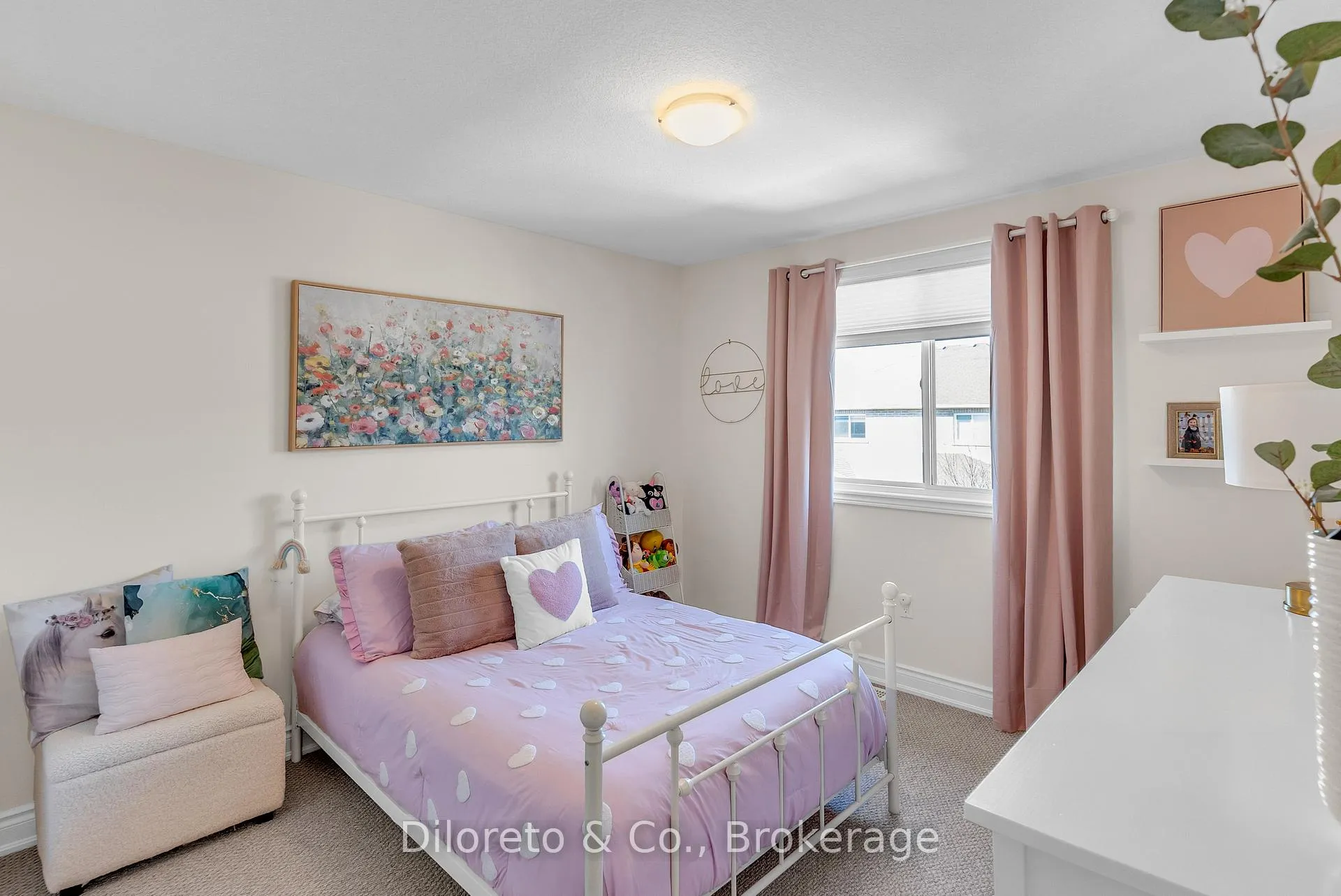 Photo 32 of 28 Michelangelo Lane, Hamilton, Carpenter — HOMEH